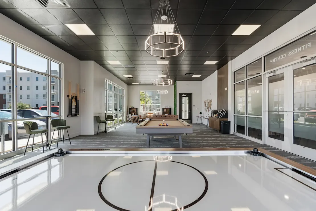 605 place-web-83.webp