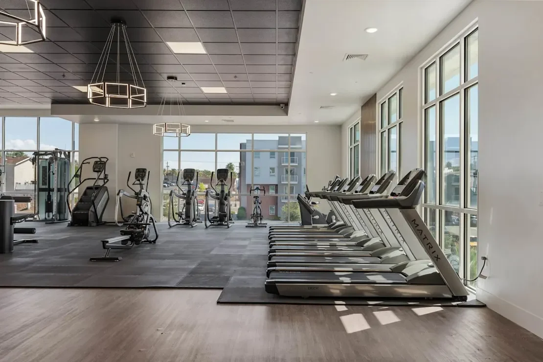 605 place-web-56_optimized_p1602599_1_photogallery.webp