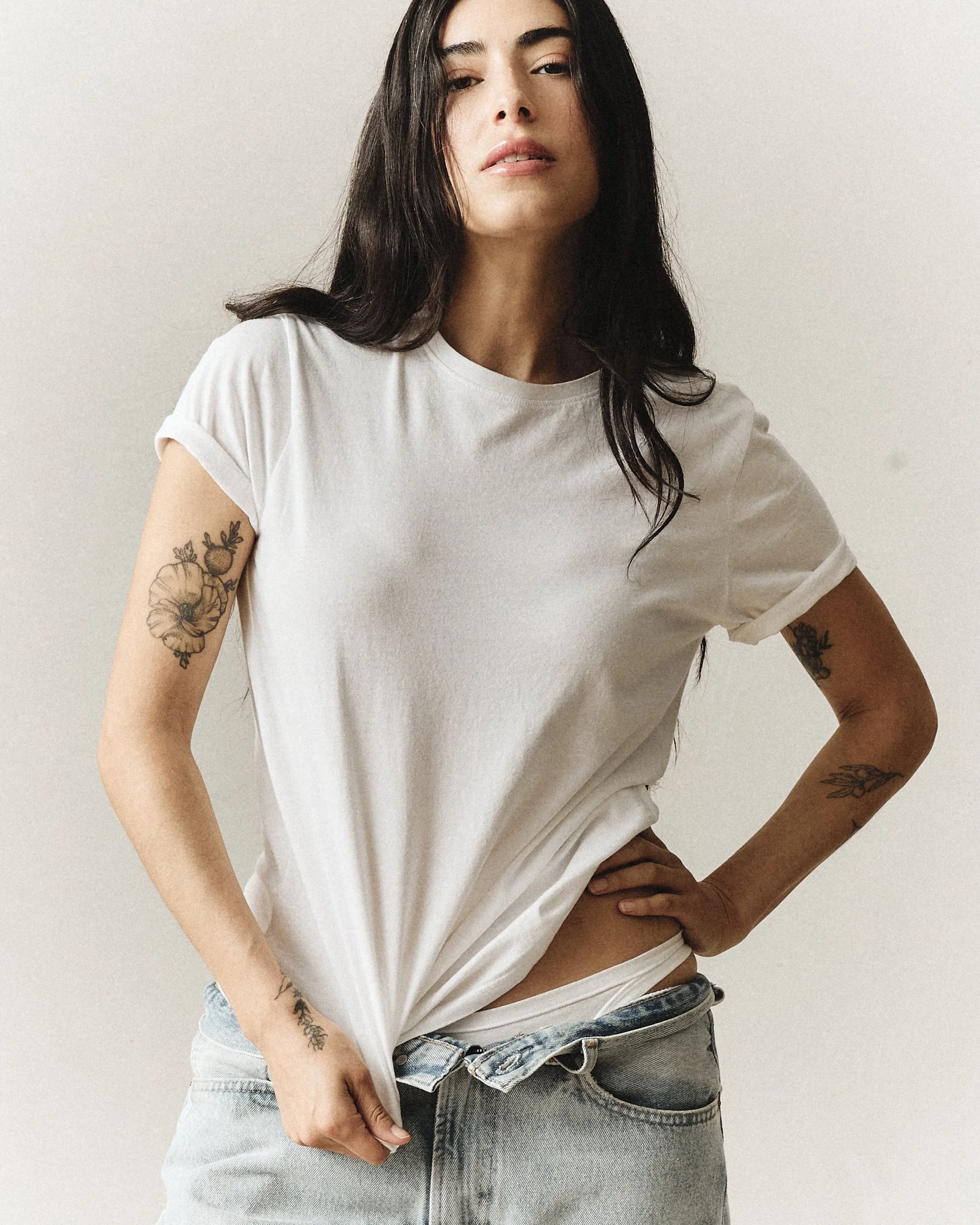 W2-2T-100-WH_0240 (1).jpg