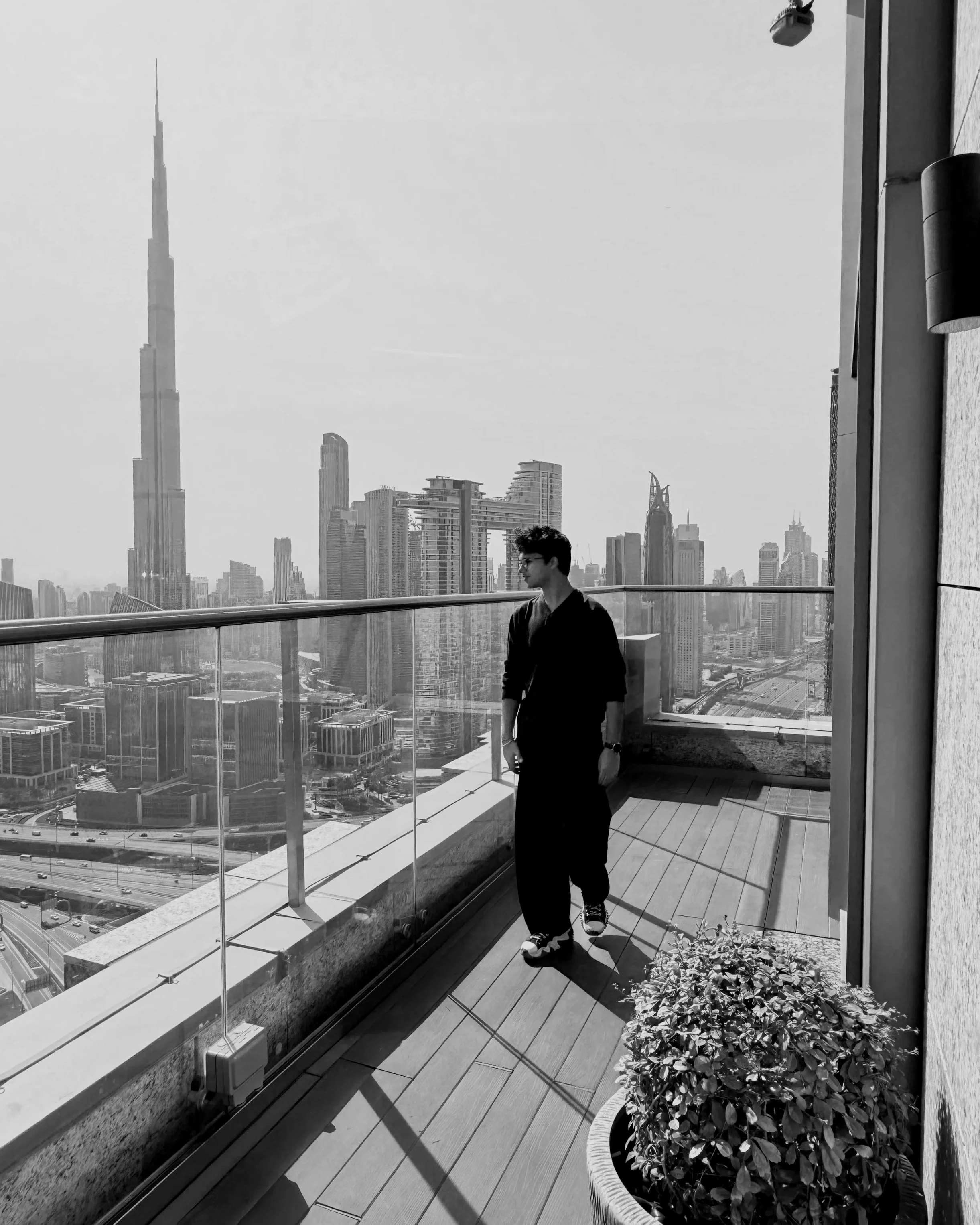 Manan Singla, Founder of Ecto India and CEO of SS Solutions - Strategic Entrepreneur and Business Leader.