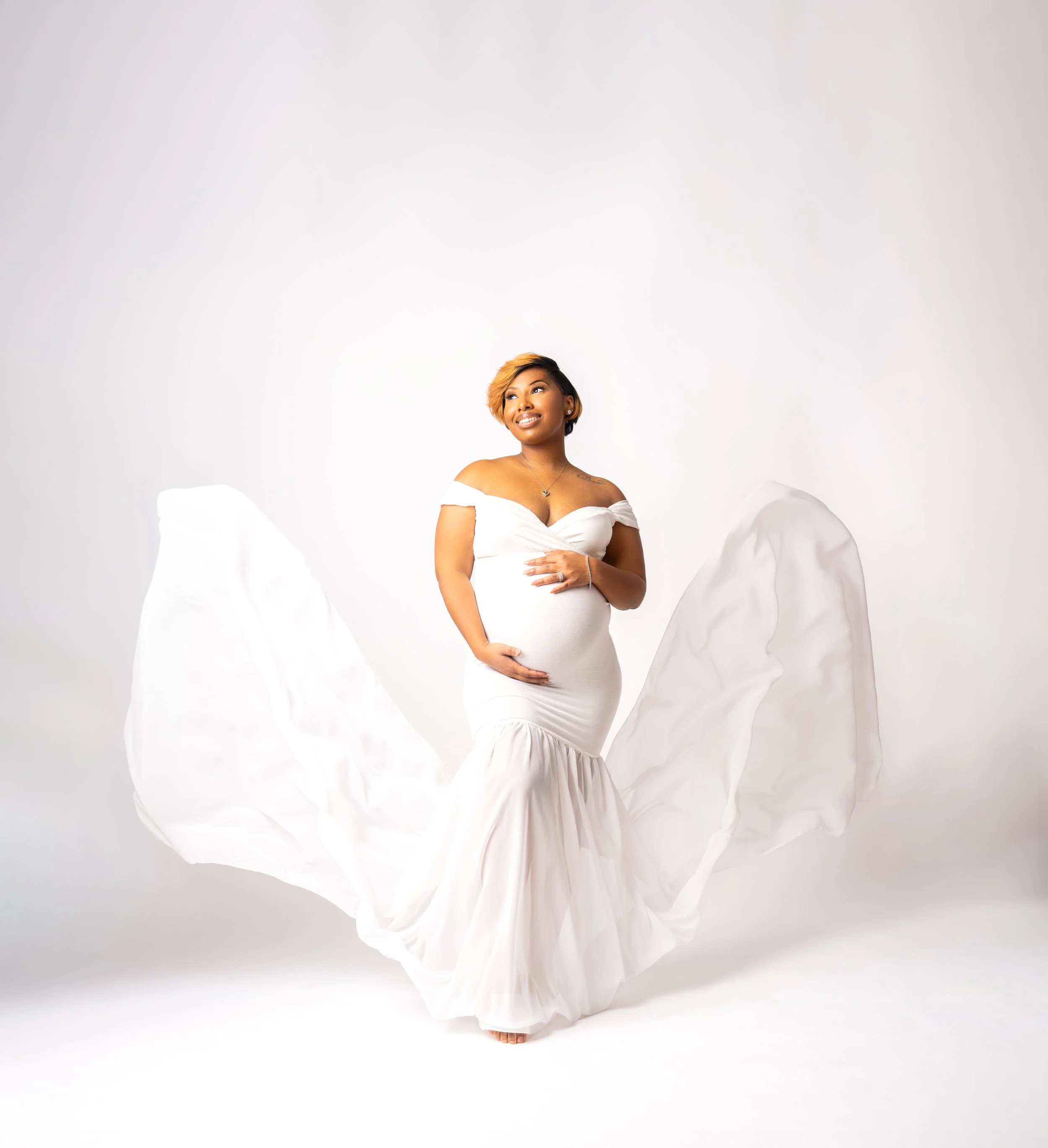 Creative maternity portrait photography in Philadelphia by Ran With A Cam