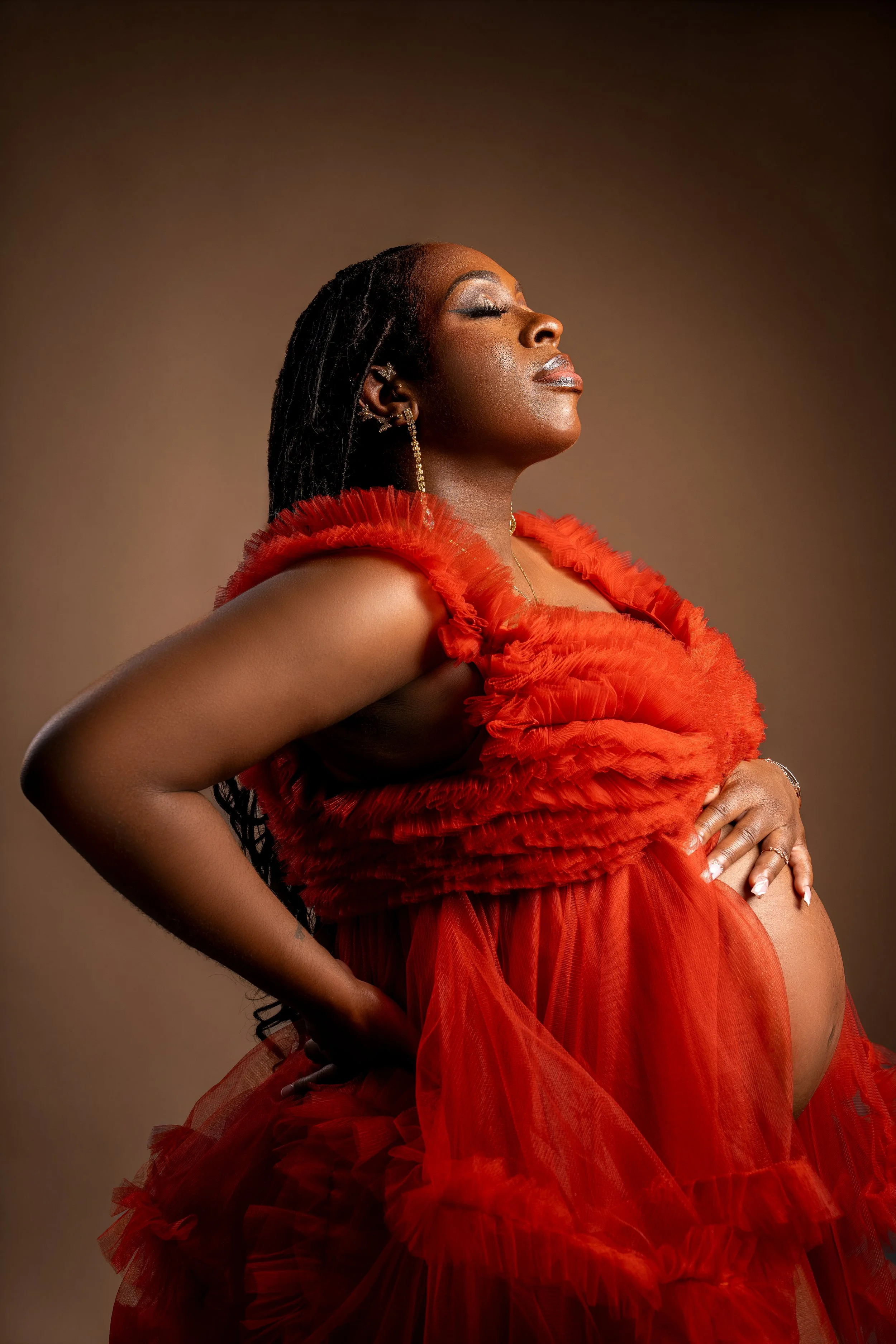 Artistic maternity photography in Philadelphia by Ran With A Cam