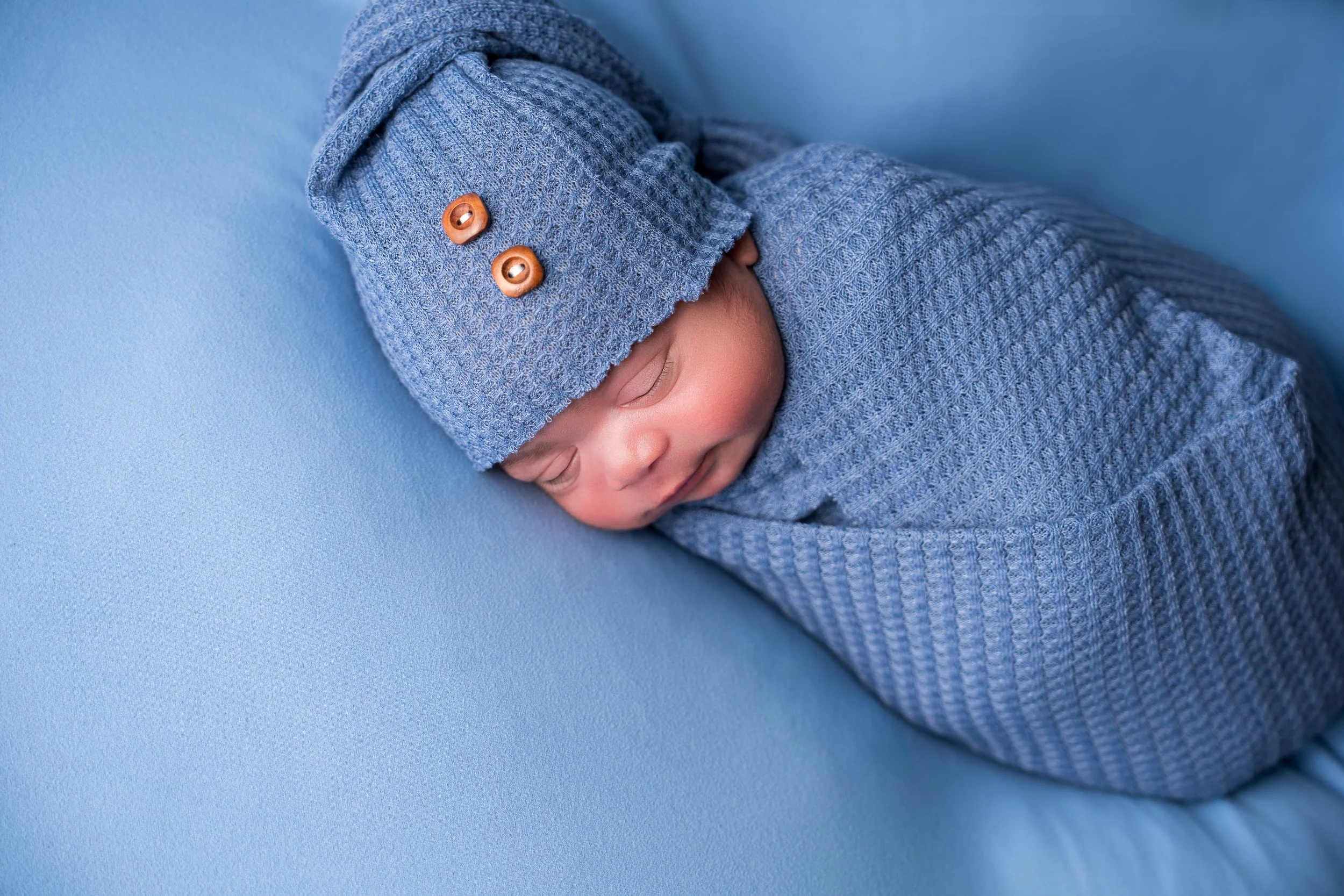 Philadelphia newborn photography session by Ran With A Cam