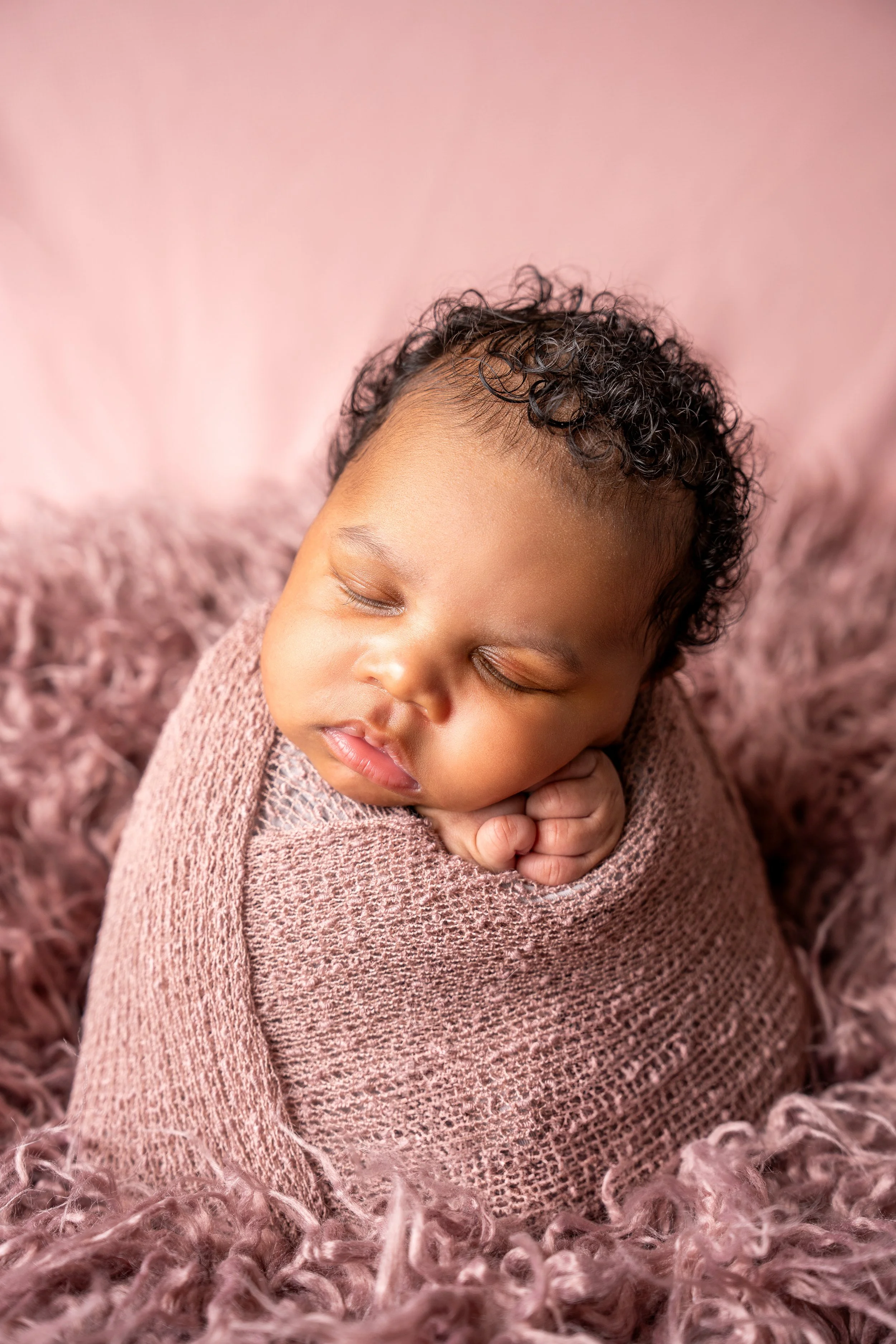 Artistic newborn photography portrait in Philadelphia by Ran With A Cam