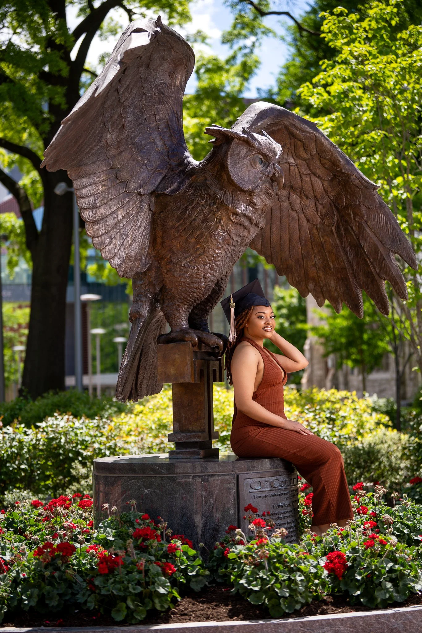 College graduation photography portrait in Philadelphia by Ran With A Cam