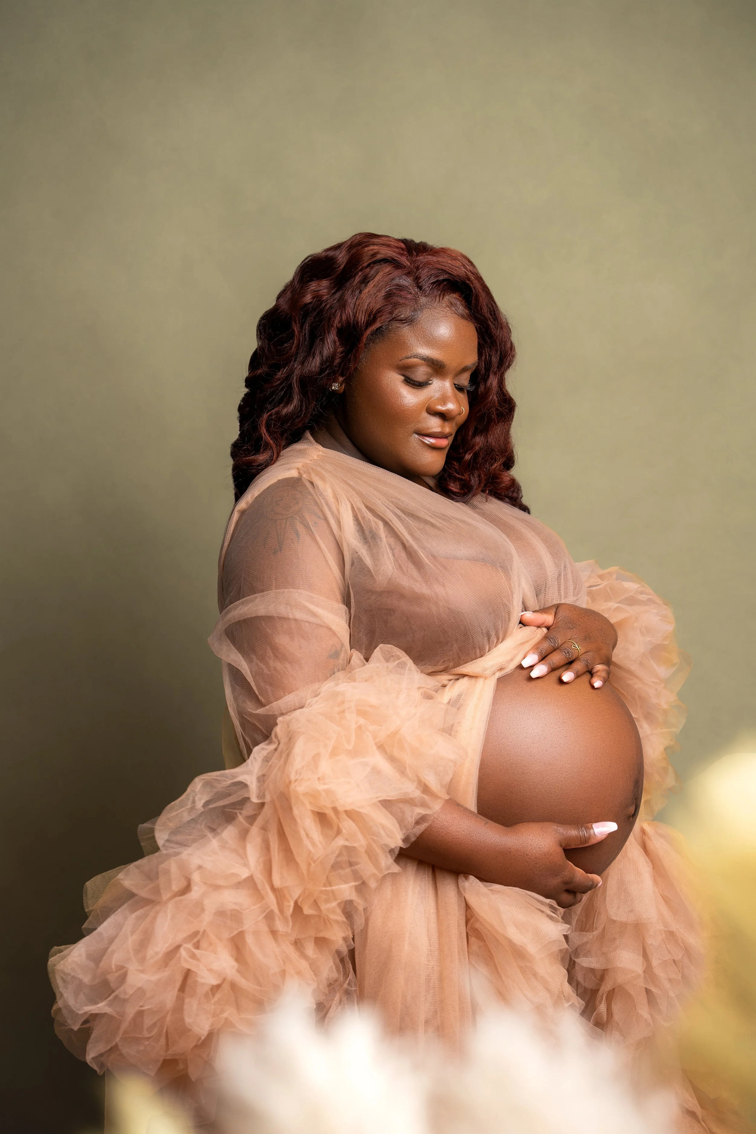 Professional maternity portrait session in Philadelphia by Ran With A Cam