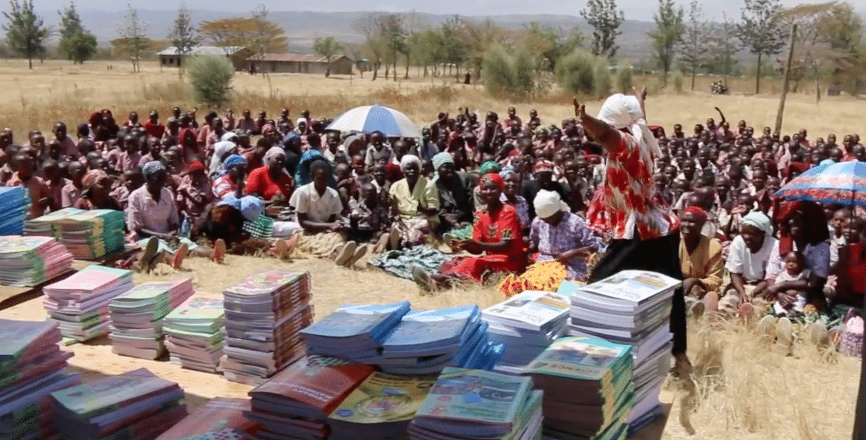 Ndibai, Kenya :: Textbook Distribution