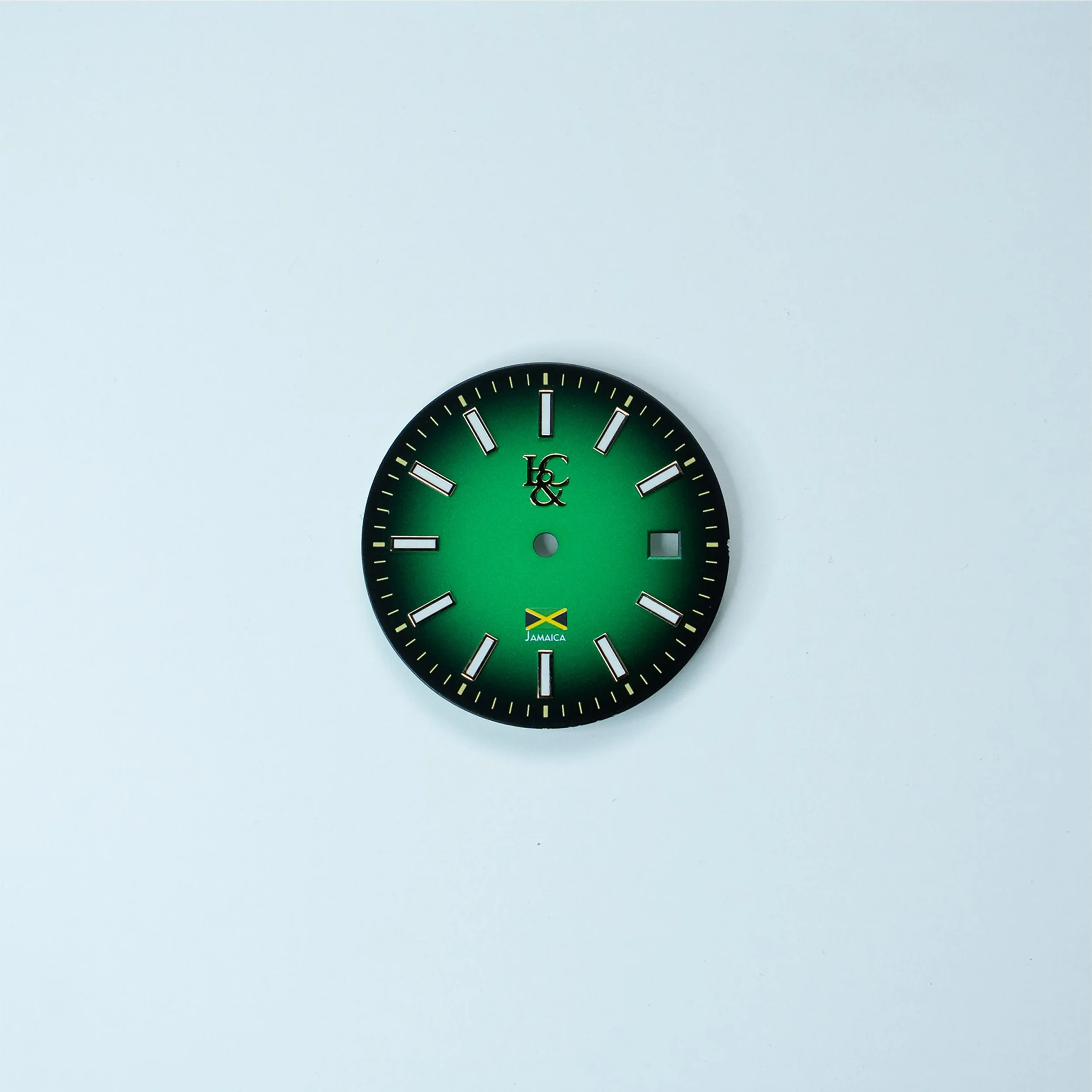 POV: the &ldquo;quick little Jamaica build&rdquo; accidentally turned into one of the hardest watches we&rsquo;ve made. 🇯🇲🏁

That green dial in person is absolutely unfair.

#jamaica #rallyforrecovery #watchmaker