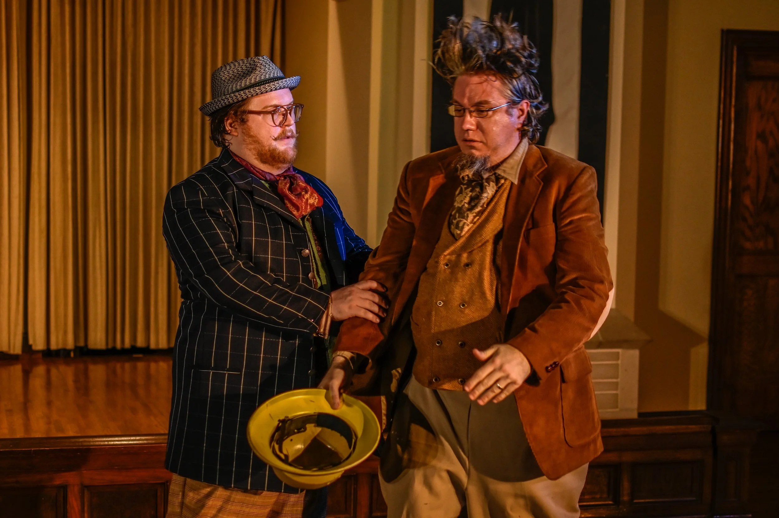 Quinn Blakely as Sir Toby Belch and Lucus Keppel as Andrew Aguecheek