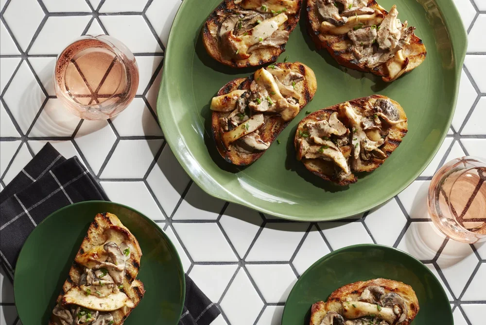 28517_HVR+Grilled+Toast+with+Creamy+Ranch+Mushrooms_HERO_i01.webp