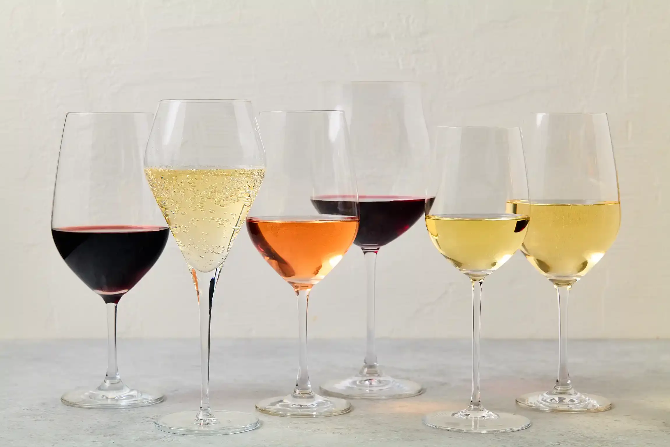 wine_lineup_04210079 1.webp