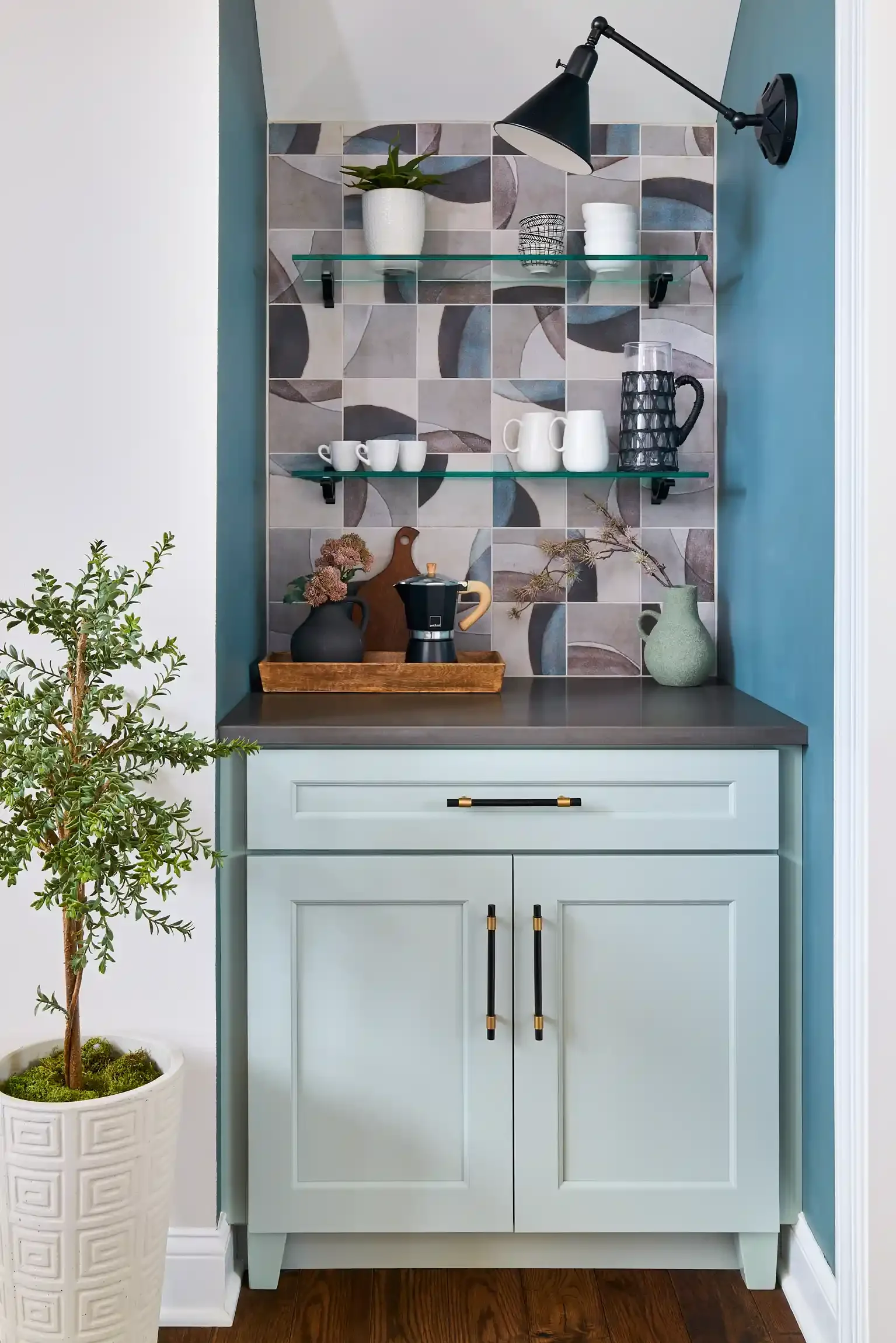 lyr_0822_0104 2.webp