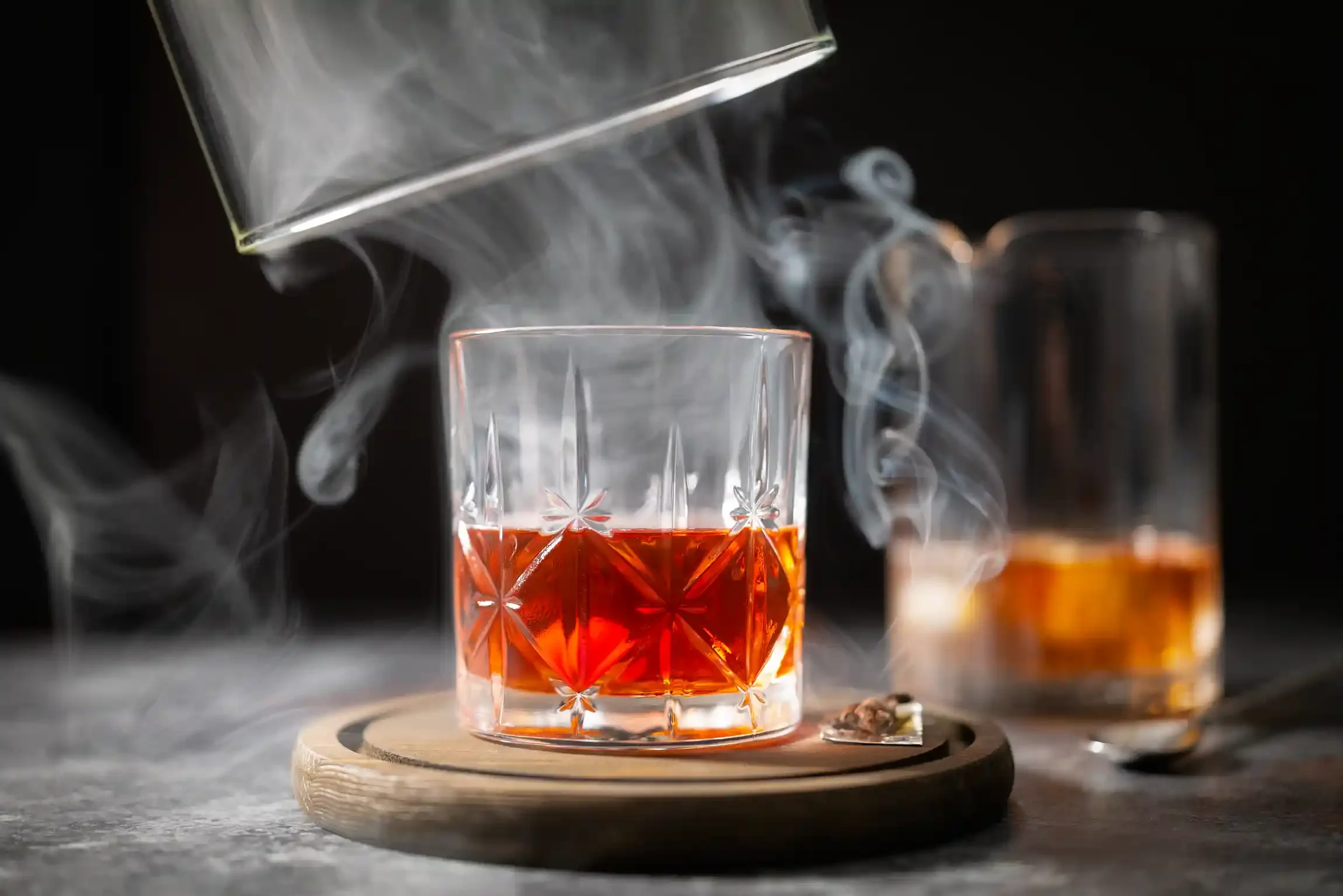 smoked-fall-cocktail-1020-156-2.webp