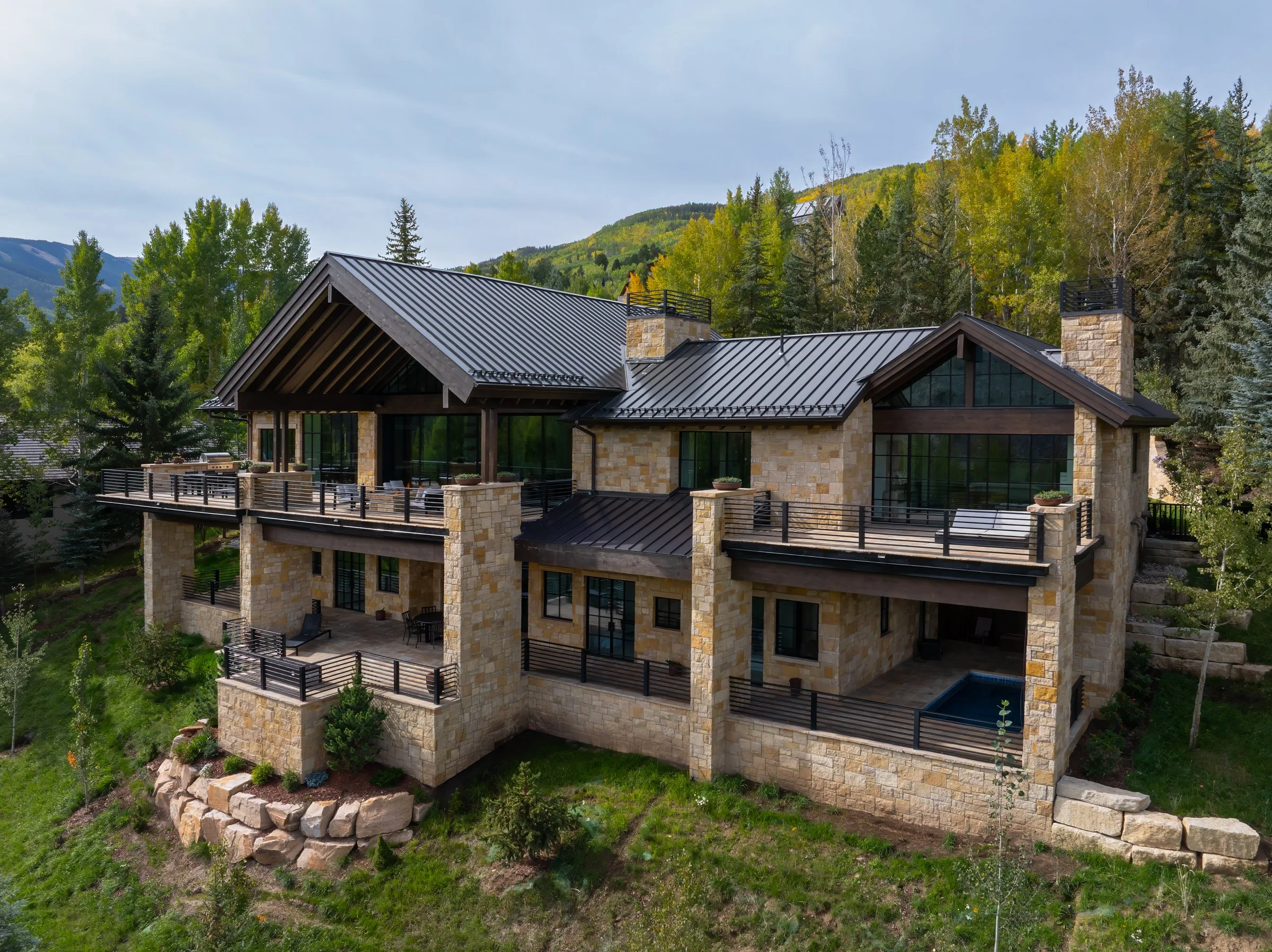 EleviewsHolden_Exterior14.jpg