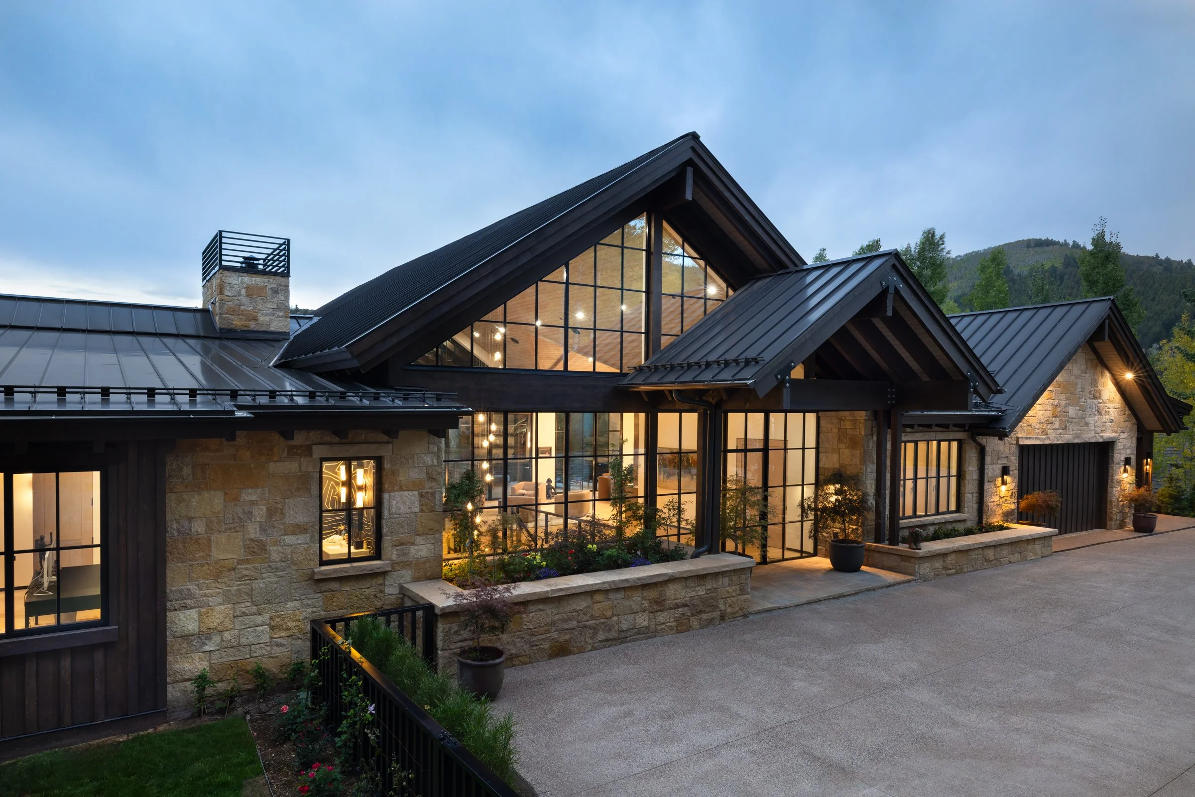 EleviewsHolden_Exterior3.jpg