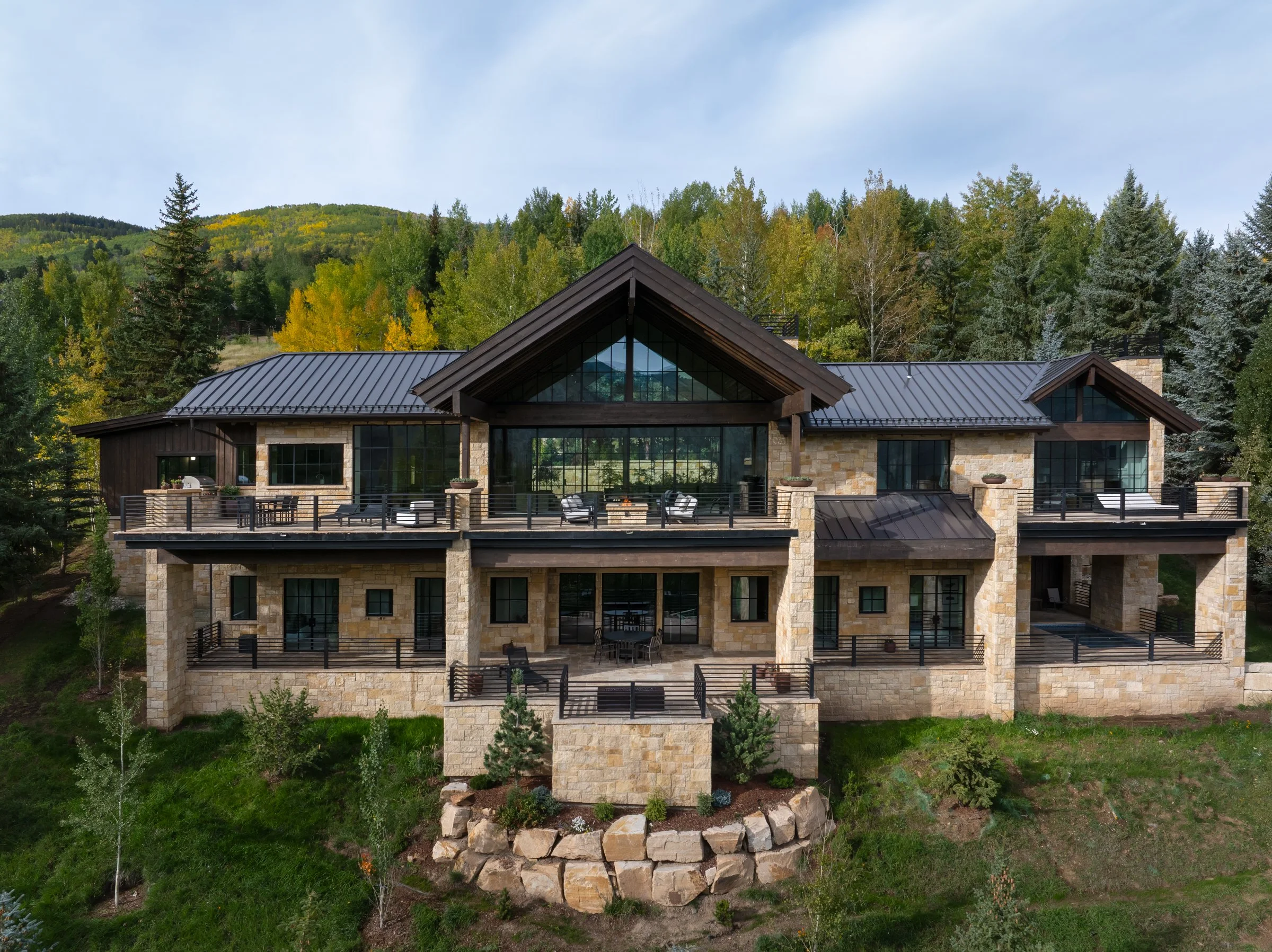 EleviewsHolden_Exterior13.jpg