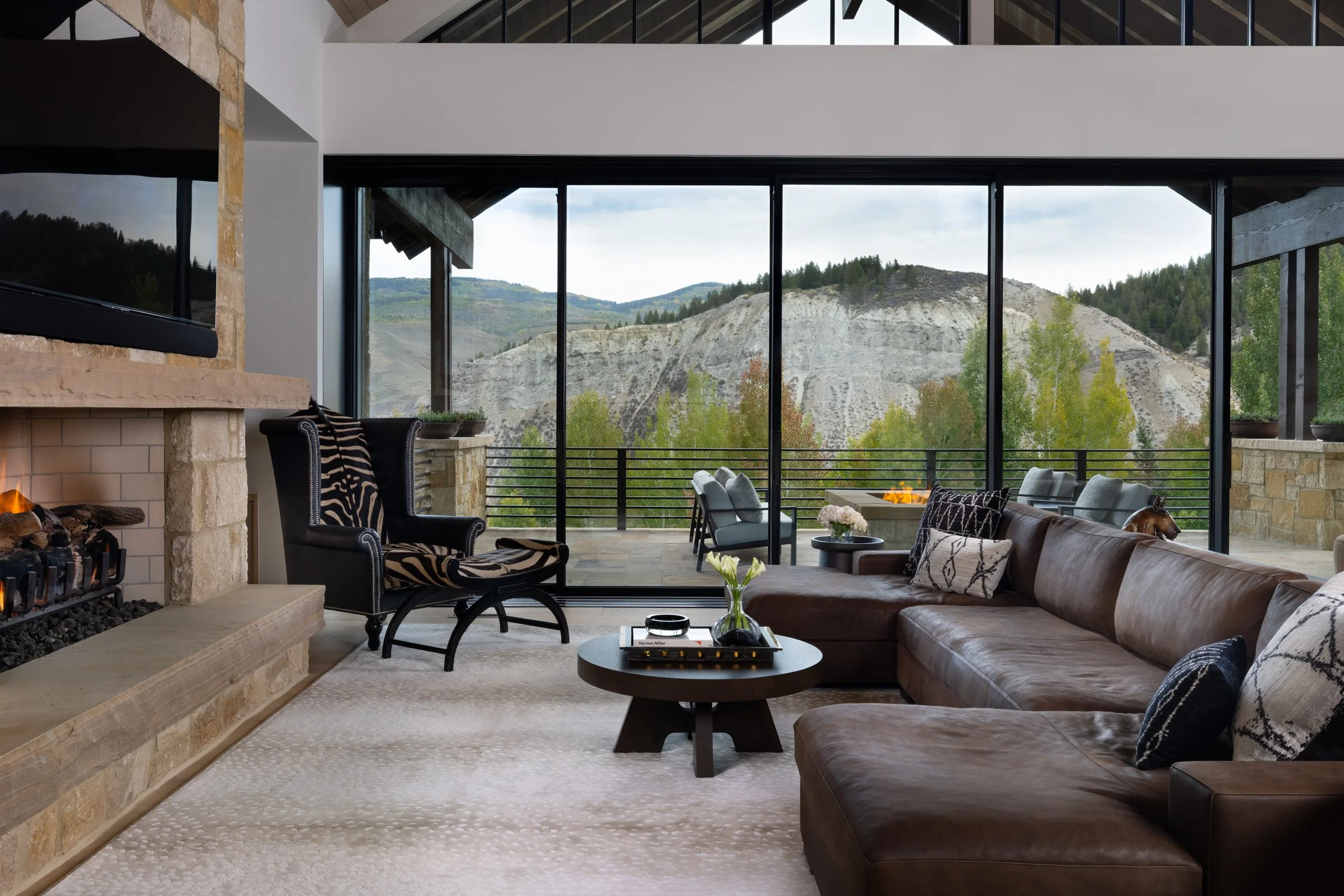 EleviewsHolden_Living4.jpg