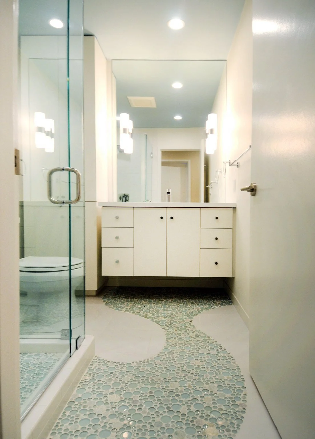 NEMEC-ShelterBay_Bath2_02.jpg