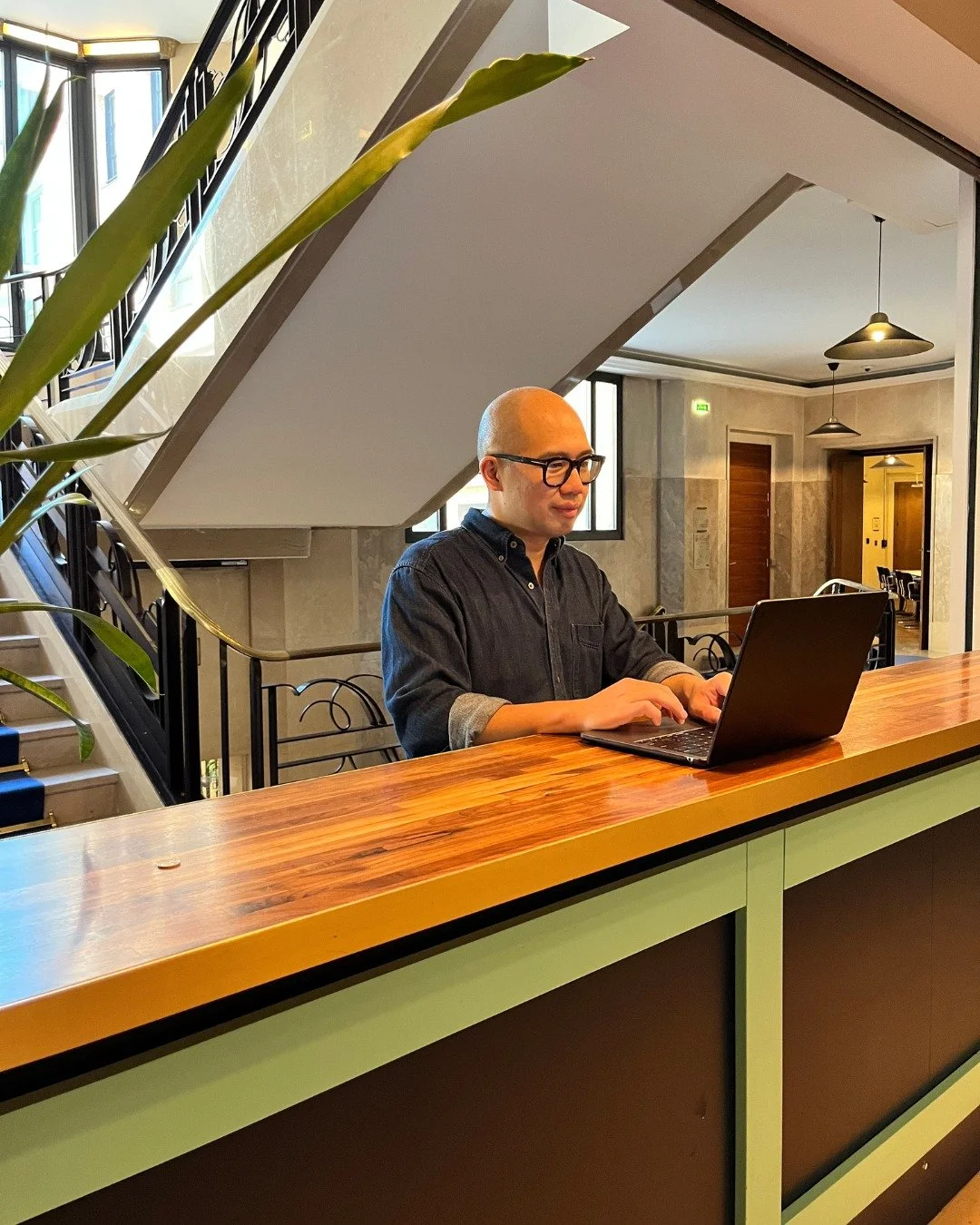 Everyone tells you to just build your own website.

Squarespace is easy. 
Canva makes it simple. 

YouTube has a tutorial for everything.

So you spend weeks piecing it together.
And end up with something that looks okay but feels completely off.

Be