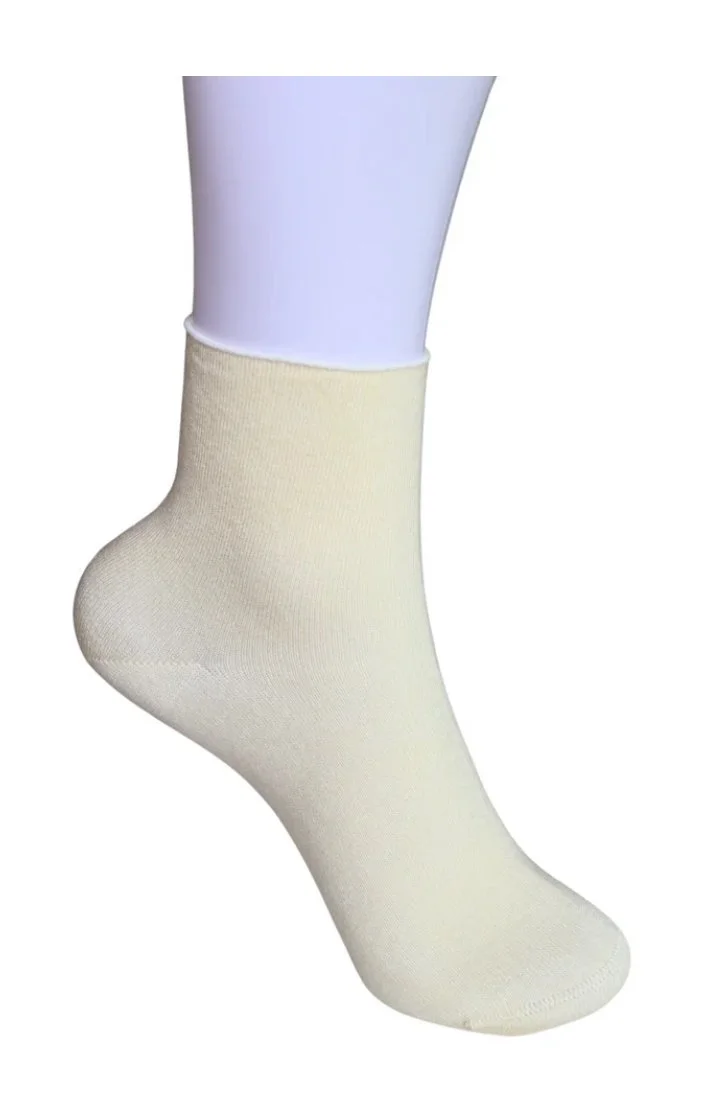 Seamless Gentle Grip Socks