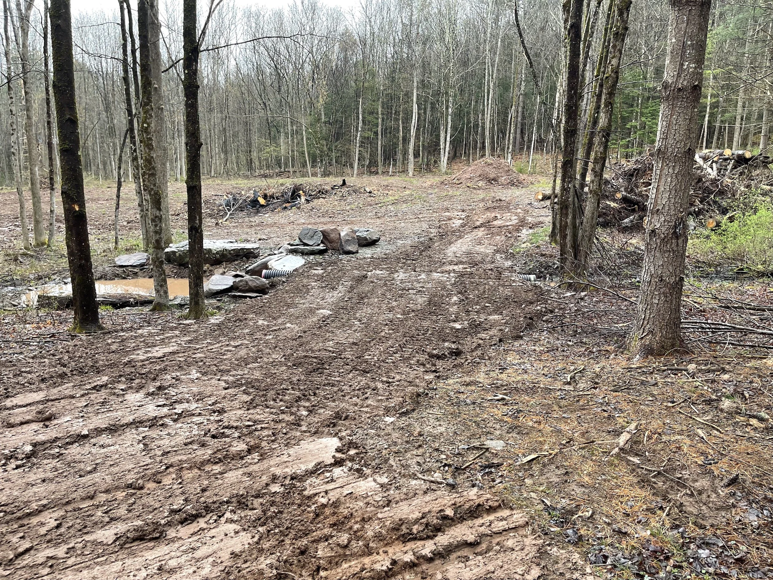 ll-earthworx-site prep-foundation excavation-6.jpeg