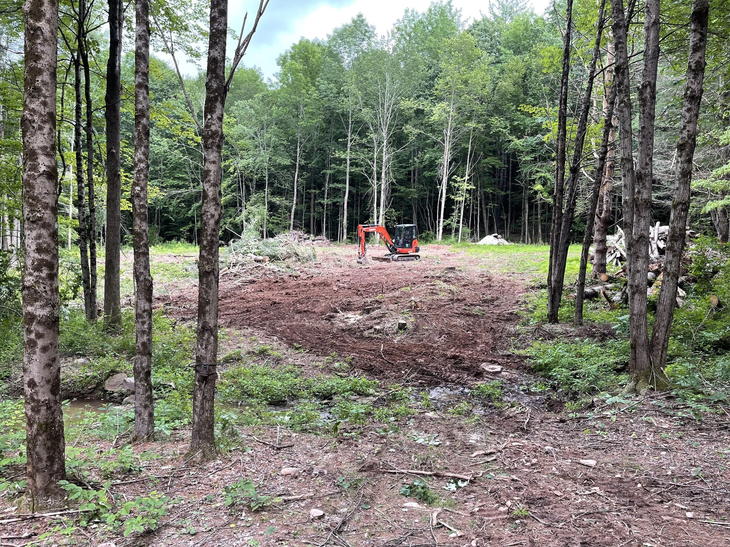 ll-earthworx-site prep-foundation excavation-5.jpeg