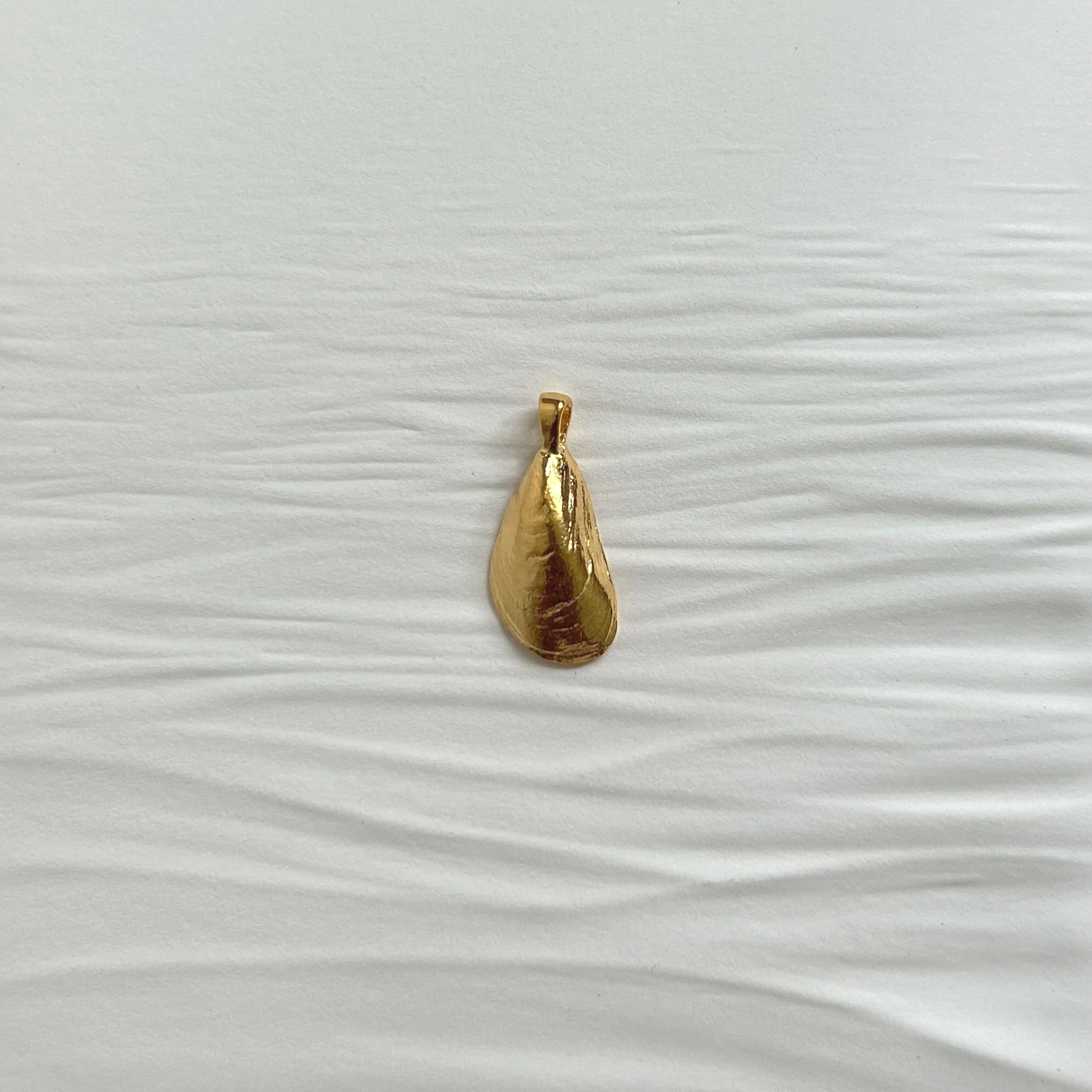 Blue Mussel *pendant only*