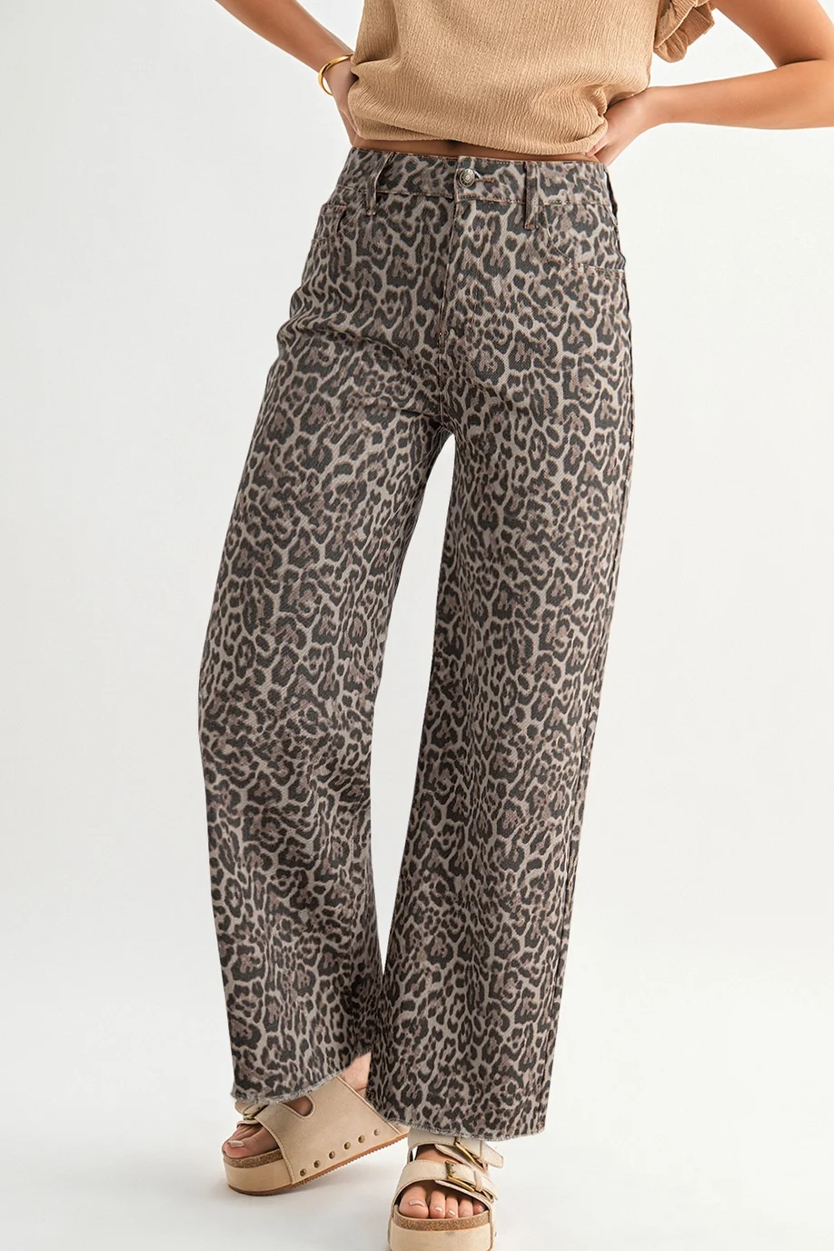 Leopard Jeans 3.webp