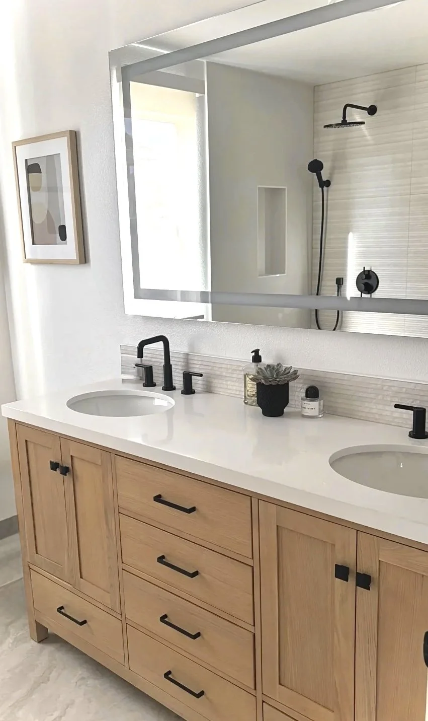 Jackie Bathroom .jpg