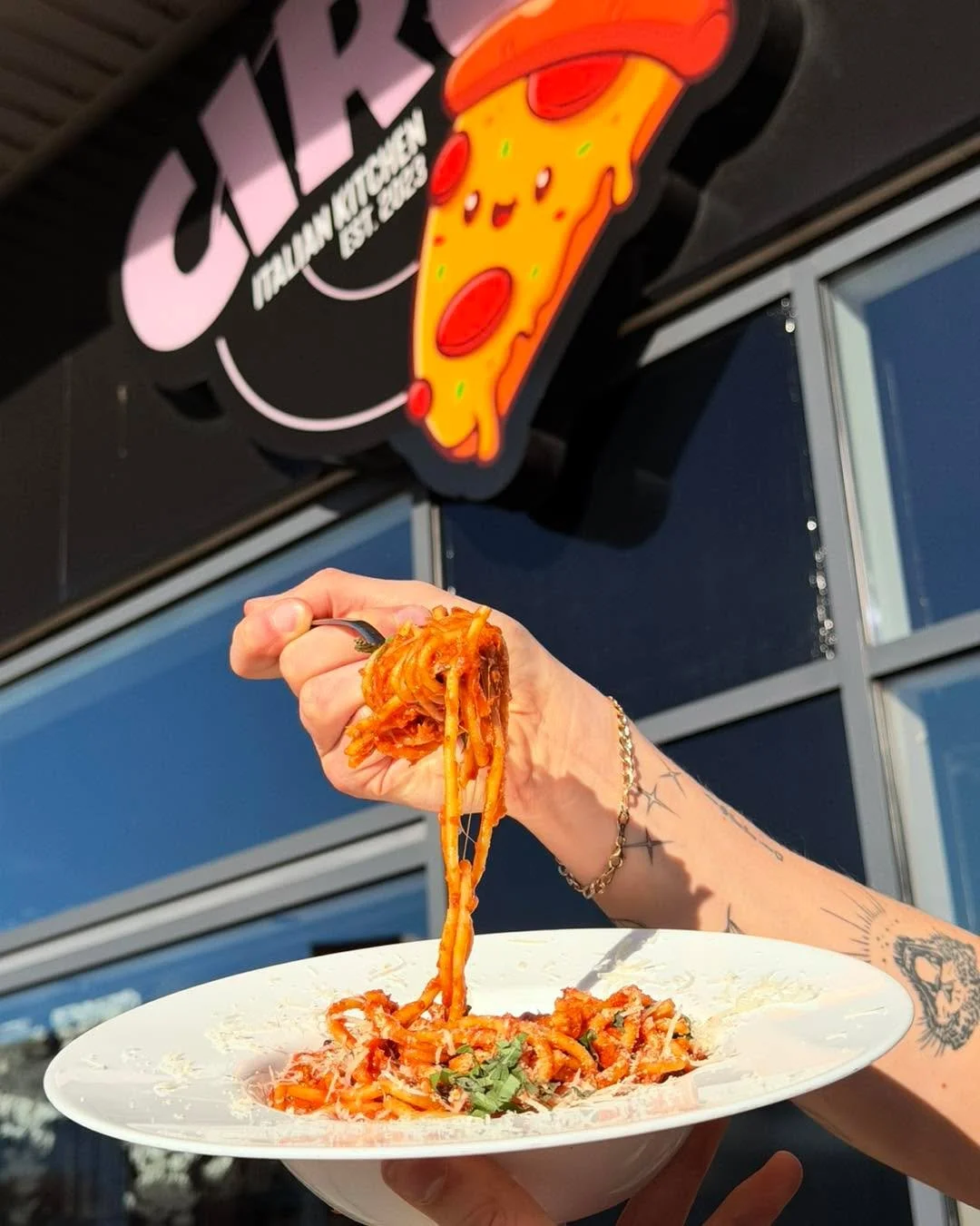 SWIPE TO PULL🧀🍝
Put down the pan and let us do the cooking 🧑&zwj;🍳
BOOK A TABLE NOW✨
www.circoitalian.com
