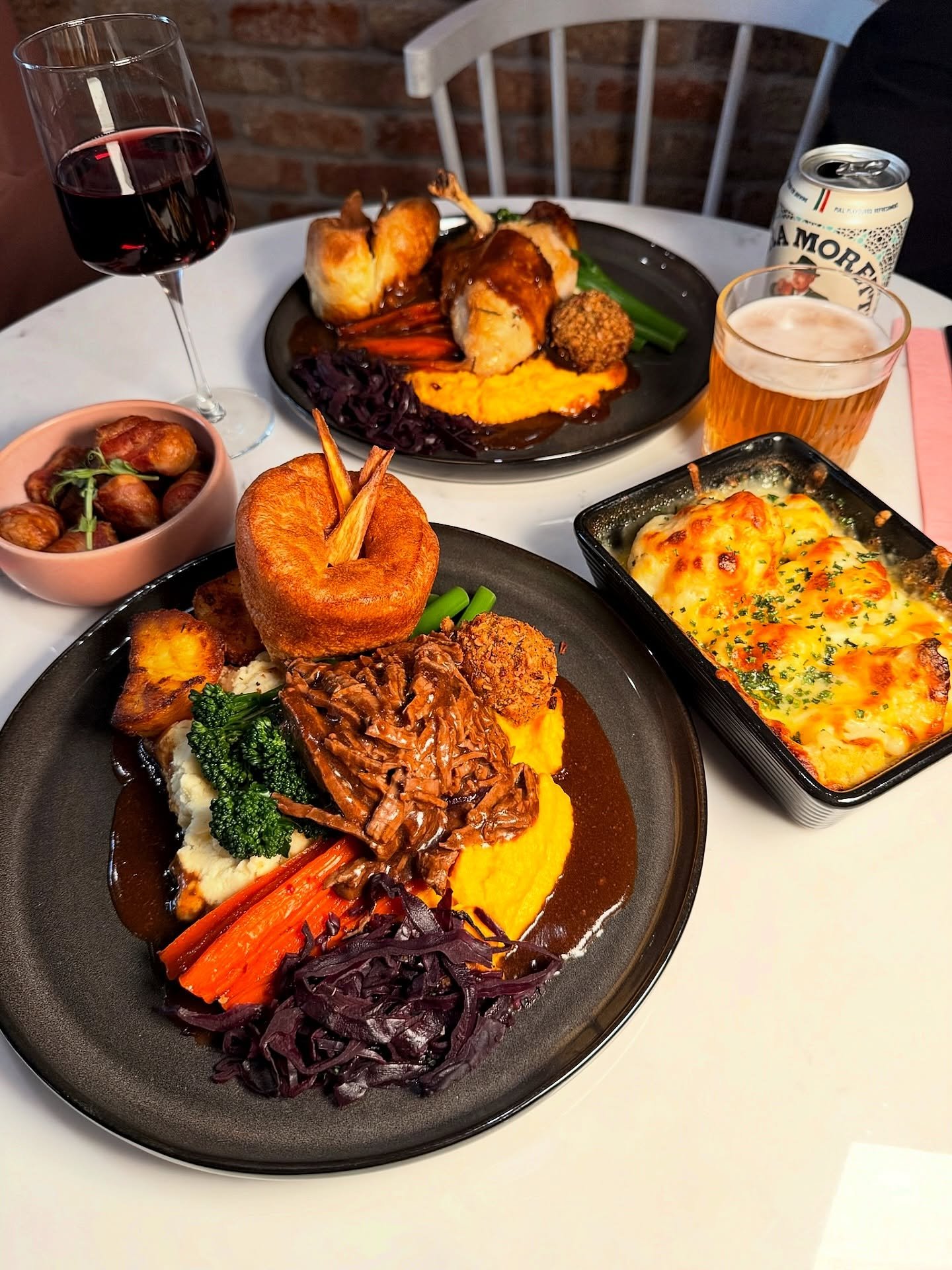 Join us for SUNDAY ROAST this Easter 🤤
Served 12PM - 5PM
✨2 courses &pound;22
✨3 courses &pound;25

Last minute availability here ⬇️
www.circoitalian.com 
.
.
#sundayroast #eastersunday #sundaydinner