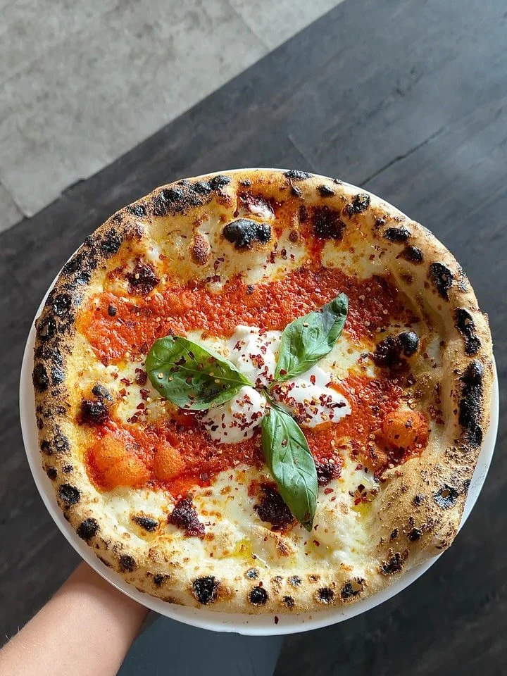 iconic in every bite&hellip; HOT LIKE GIGI✨
We designed this pizza inspired by Gigi Hadid&rsquo;s famous Alla Vodka Pasta👀

Alla Vodka Base, Creamy Burrata, Chilli Flakes &amp; Fresh Basil🤌🏽

📍Circo Italian, Newcastle