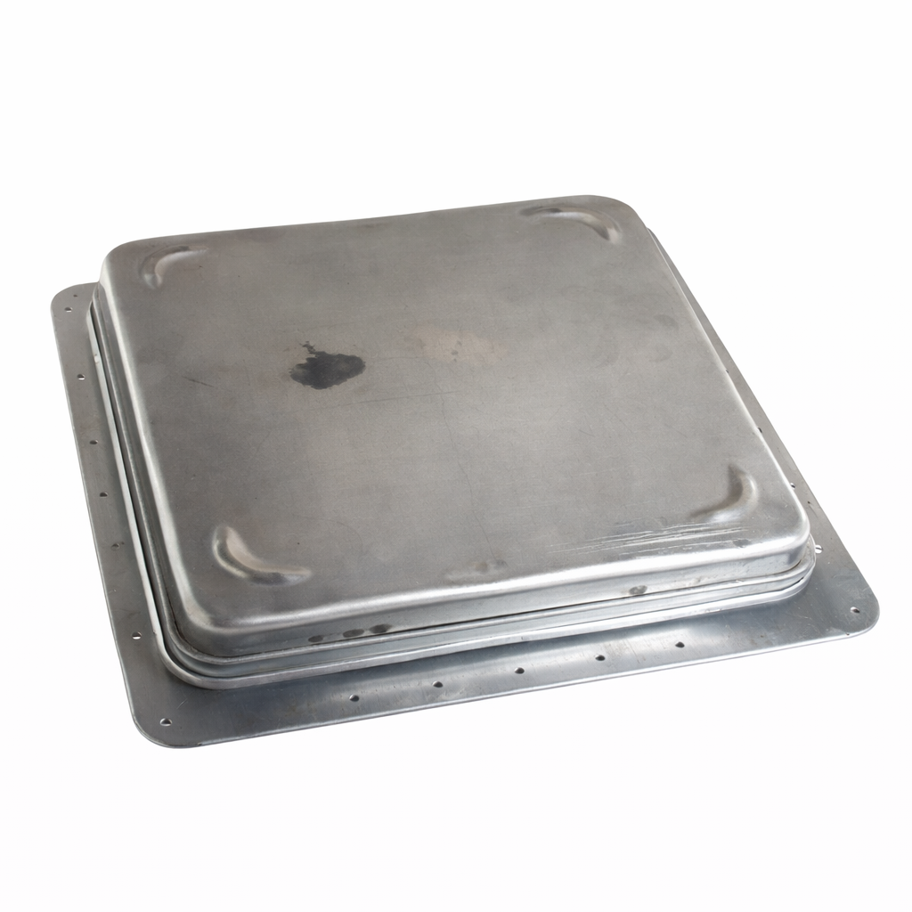 VENTILATEUR DE TOIT AVEC COUVERCLE ET BASE DE MÉTAL