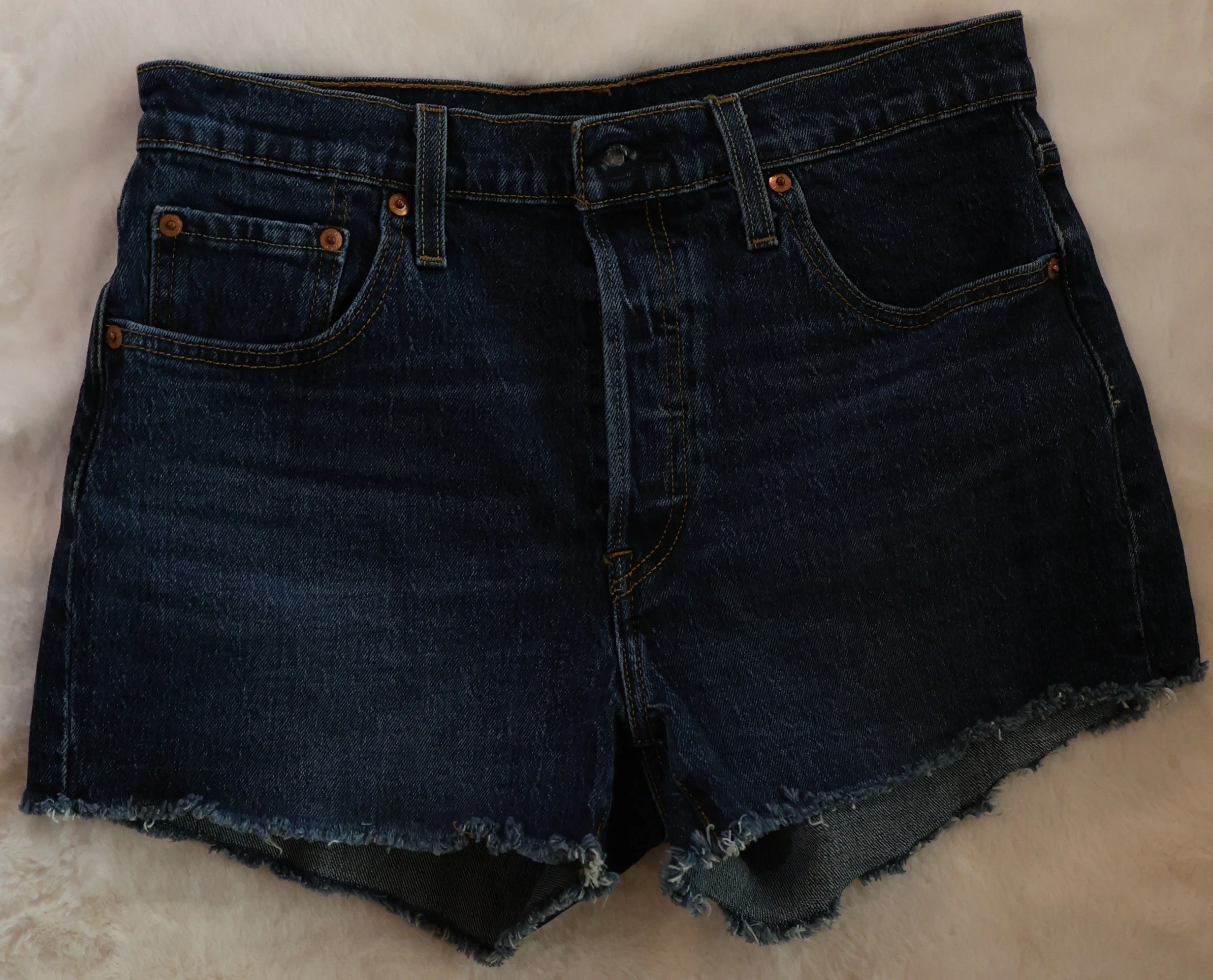 Levi's 501 Button Fly Shorts Size 29 Excellent Condition
