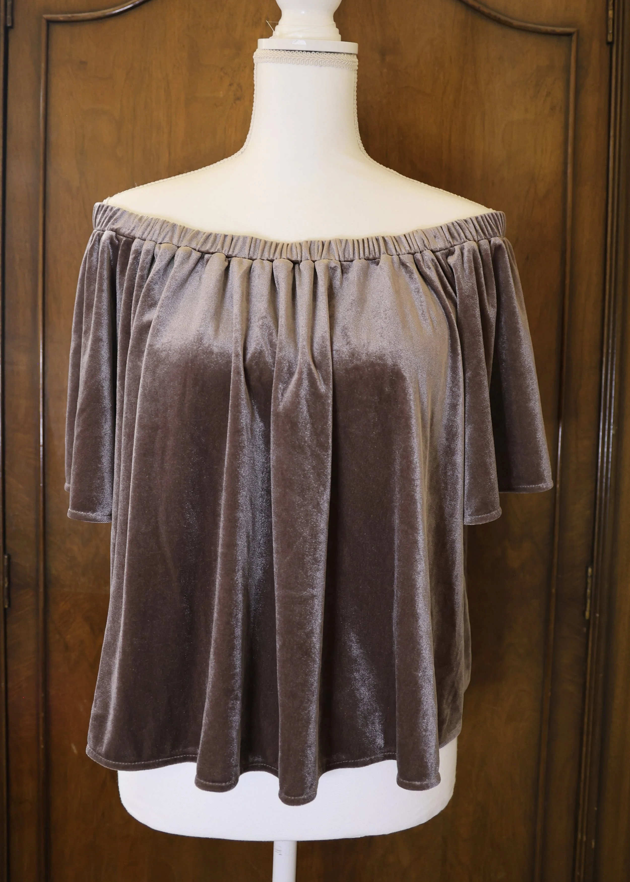 Sunday In Brooklyn Velvet Off Shoulder Top Size Medium NWT