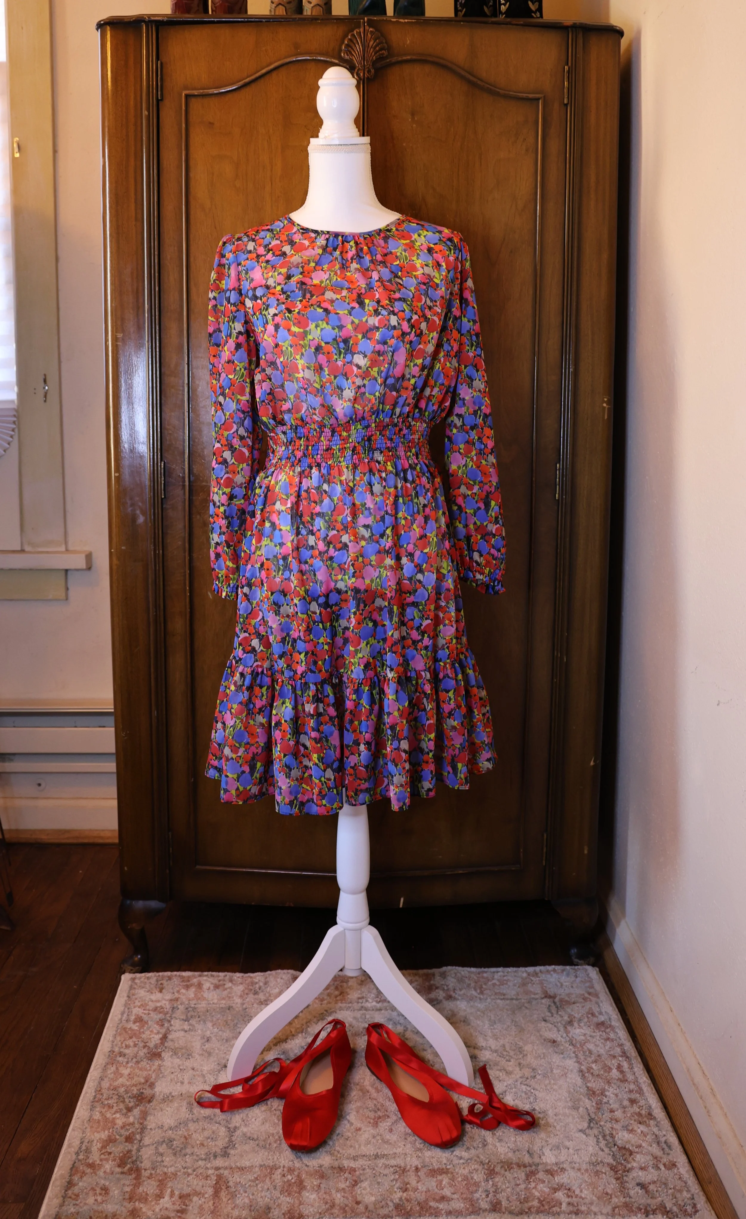 J Crew Sheer Floral Print Knee Length Dress Size Small Good Condition