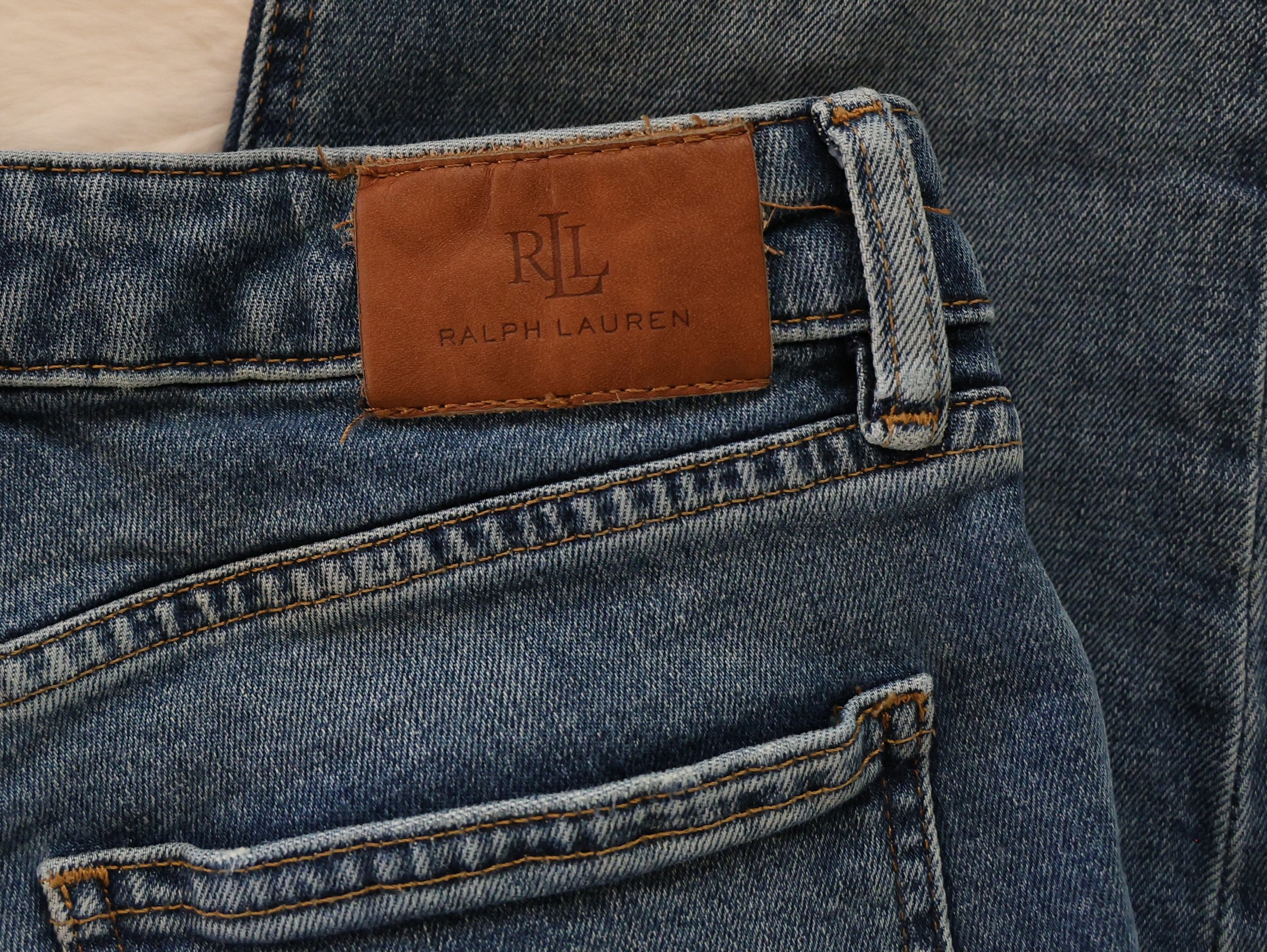 Lauren Ralph Lauren Size 4 Jeans in Very Good Conditionen Ralph Lauren