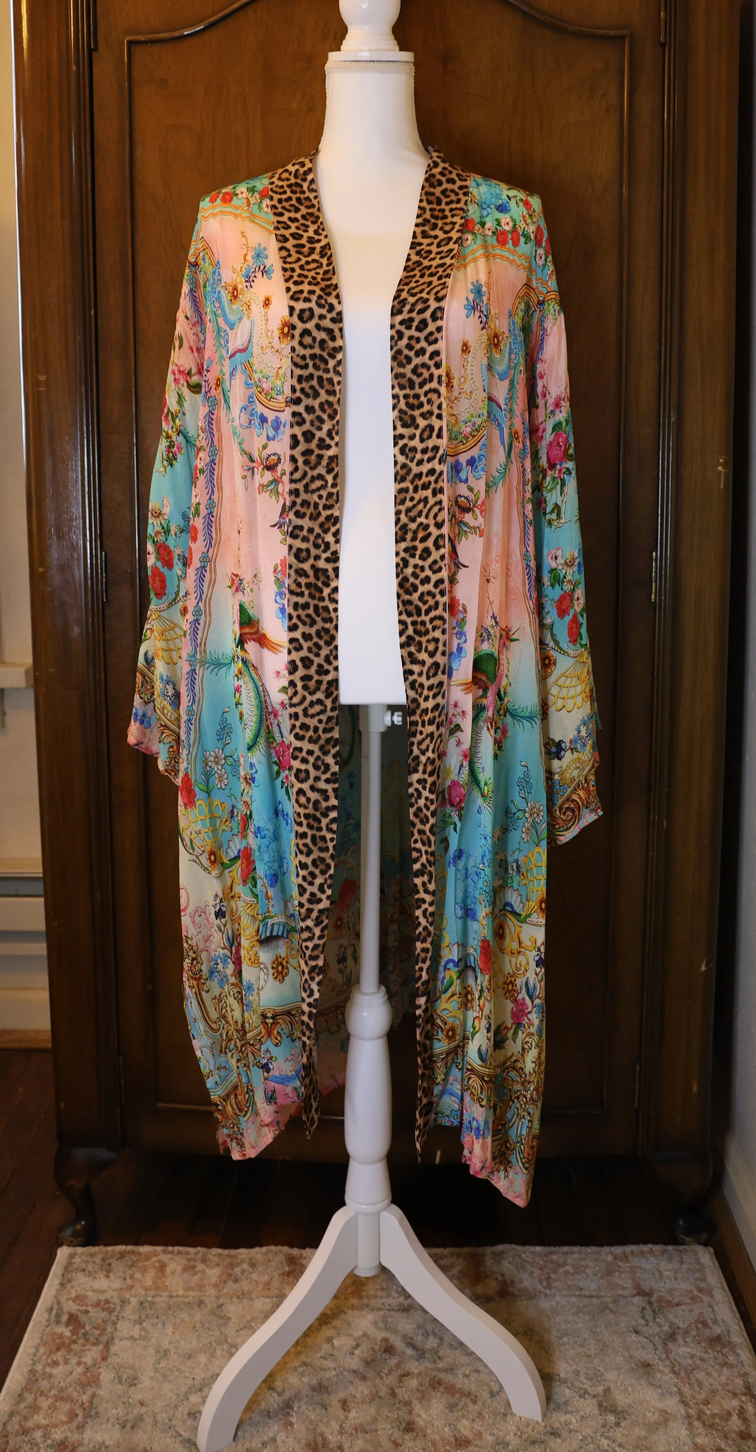 Aratta Silent Journey Multi Color w/Leopard Trim Kimono