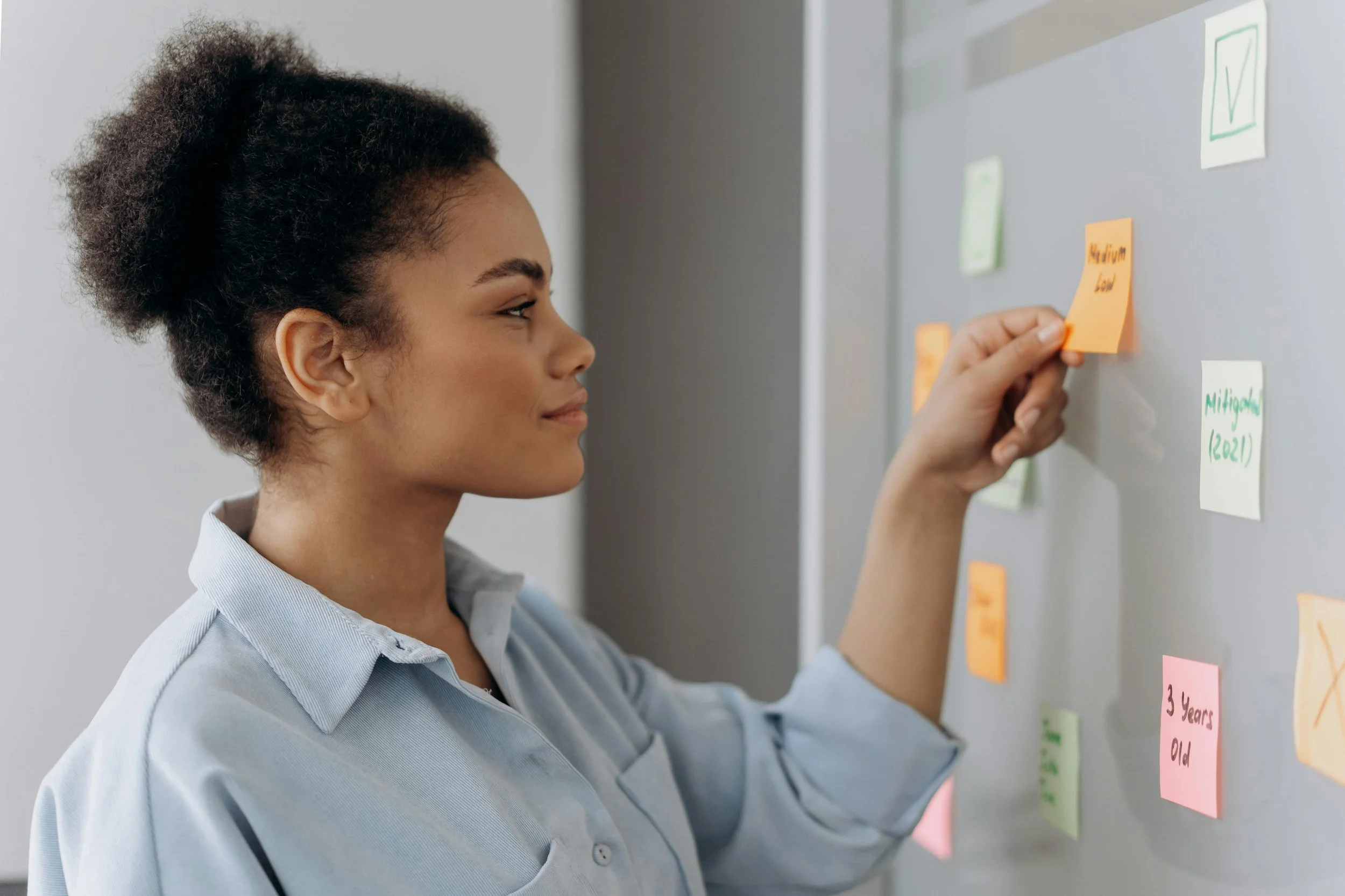 A woman is confidently using executive function skills learned in ADHD and autism therapy.