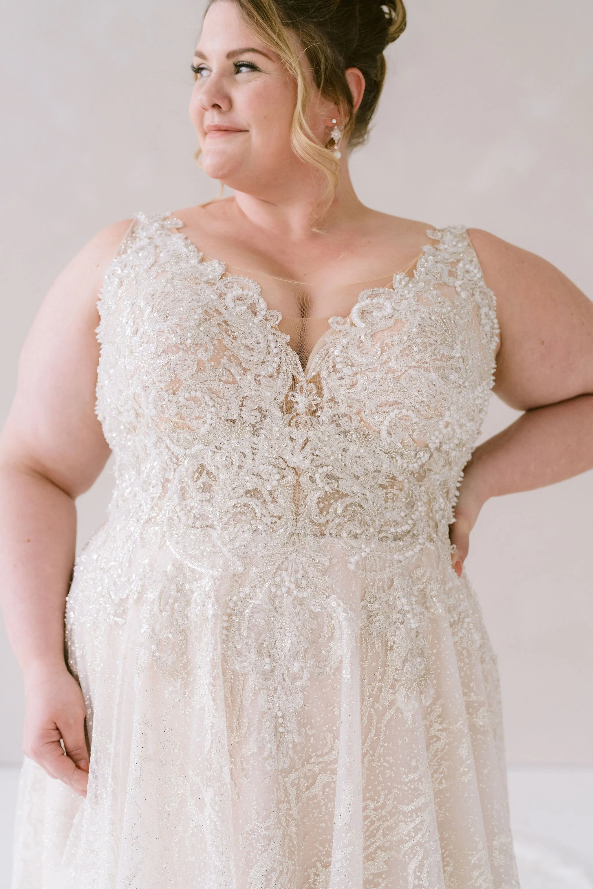 CURVE-COUTURE-BRIDAL-GLAM-COLLECTION-HARRIET (2).jpg