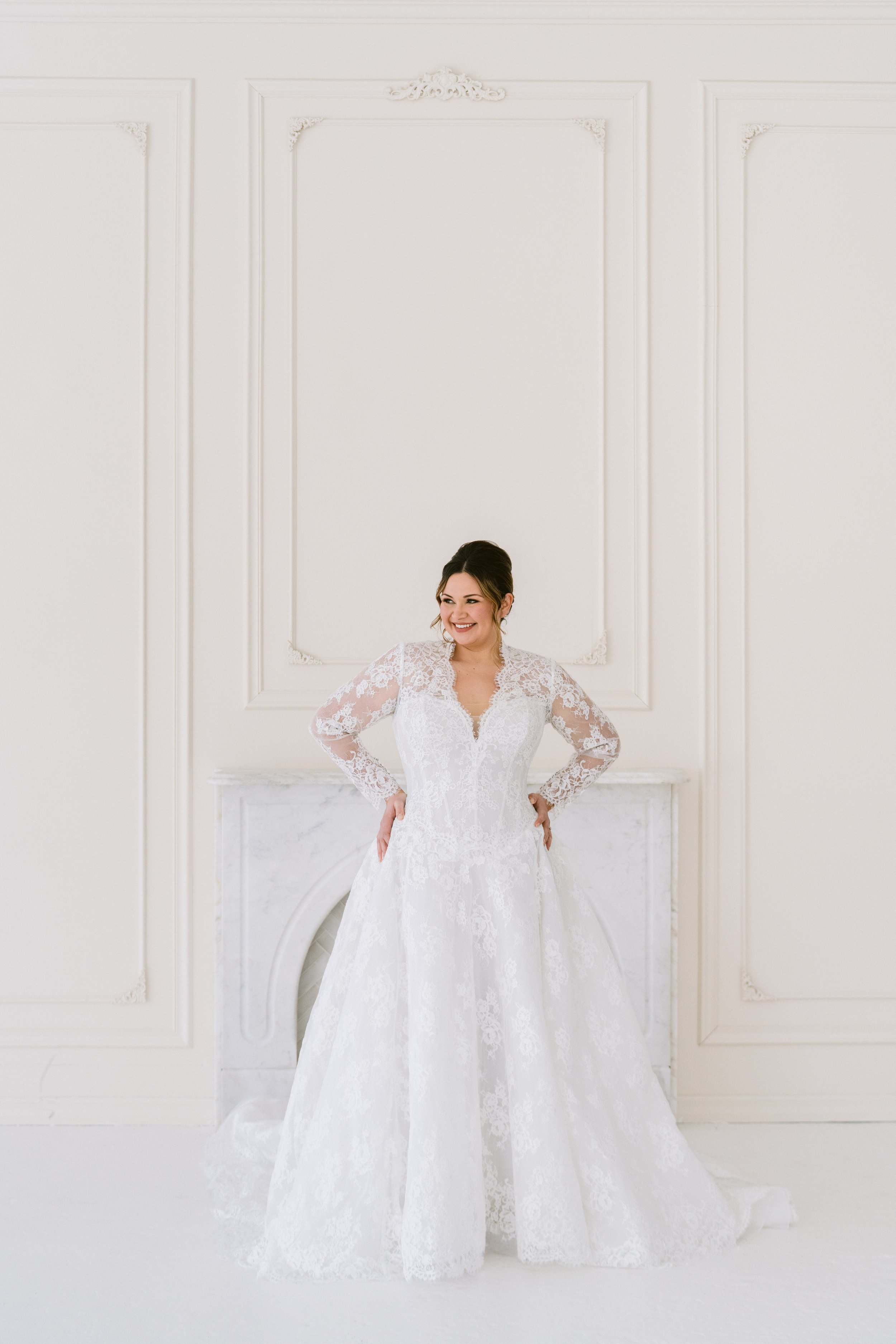 CURVE-COUTURE-BRIDAL-SIGNATURE-COLLECTION-MARIEANTOINETTE (2).jpg