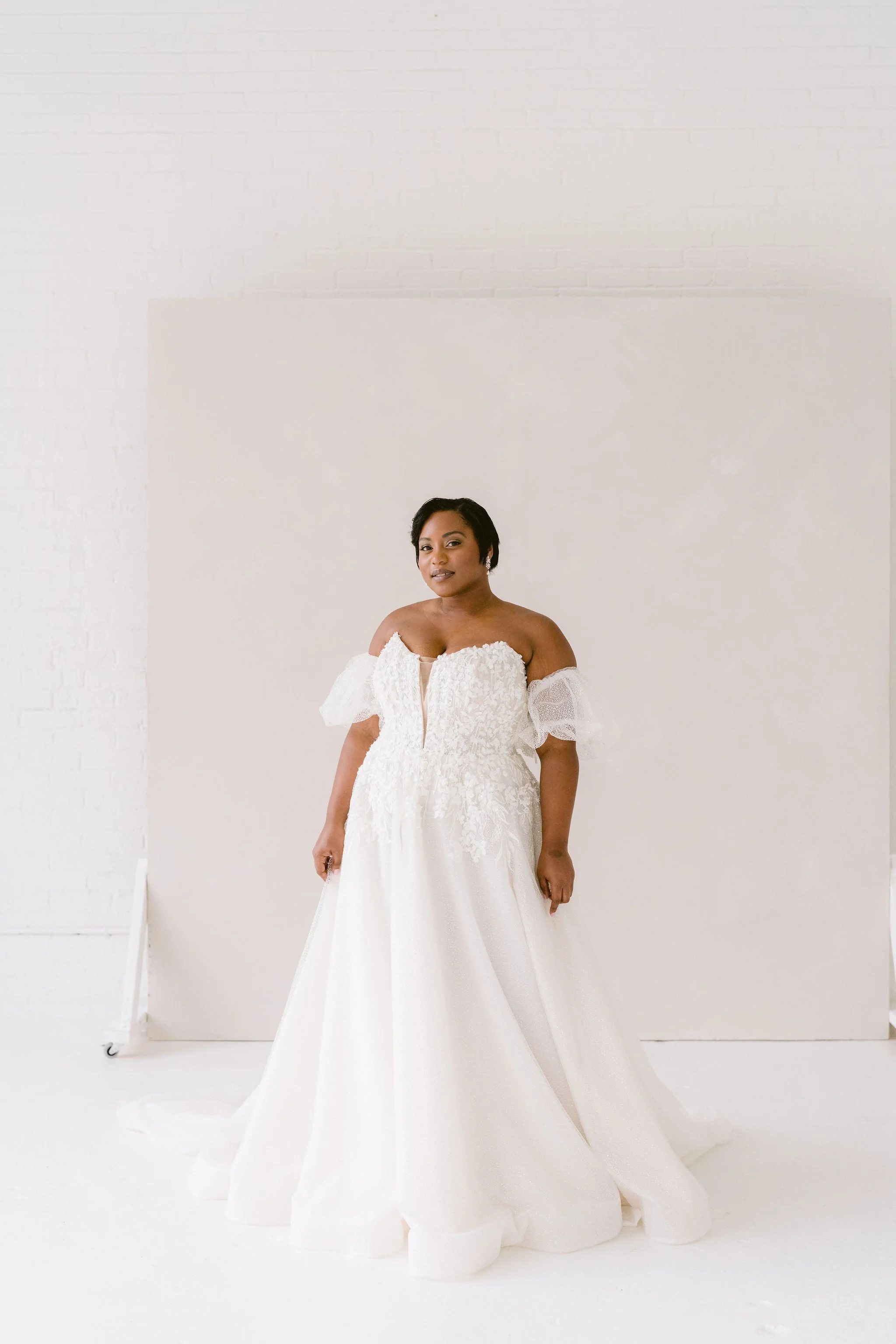 CURVE-COUTURE-BRIDAL-GLAM-COLLECTION-HENDRIX (9).jpg