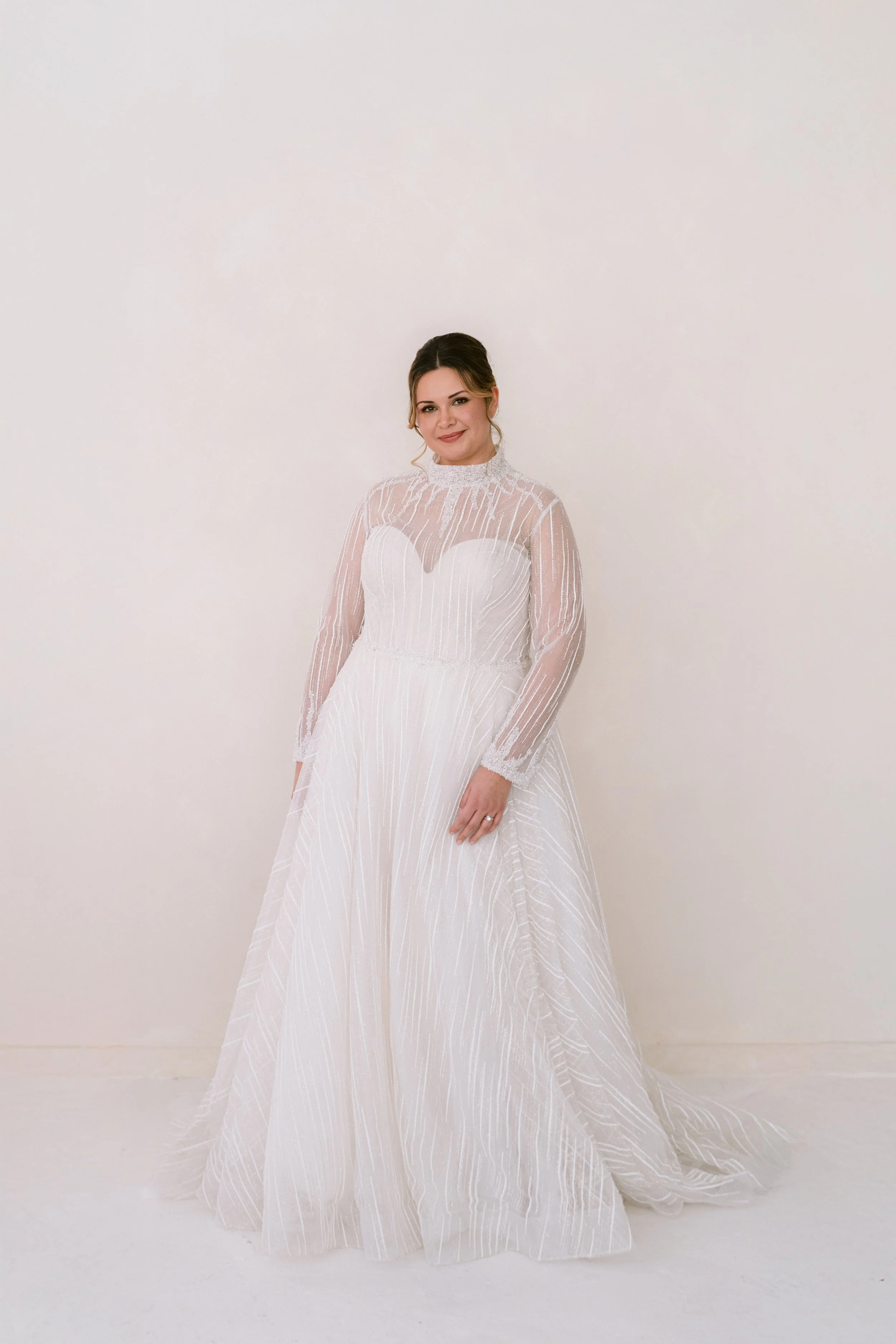 CURVE-COUTURE-BRIDAL-GLAM-COLLECTION-HOLLY (1).jpg