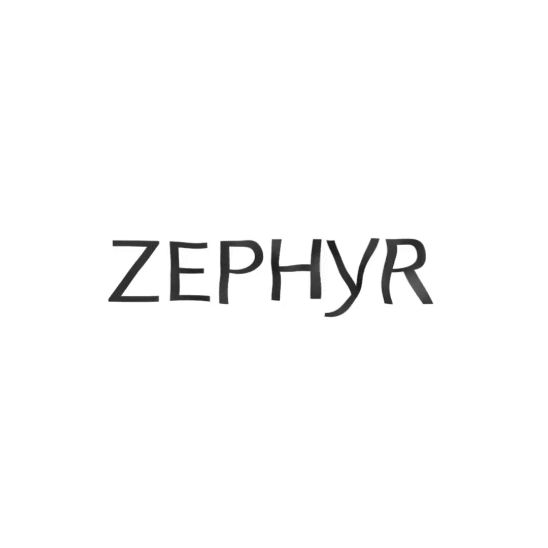 Le mot 'ZEPHYR' écrit en lettres noires sur un fond blanc.