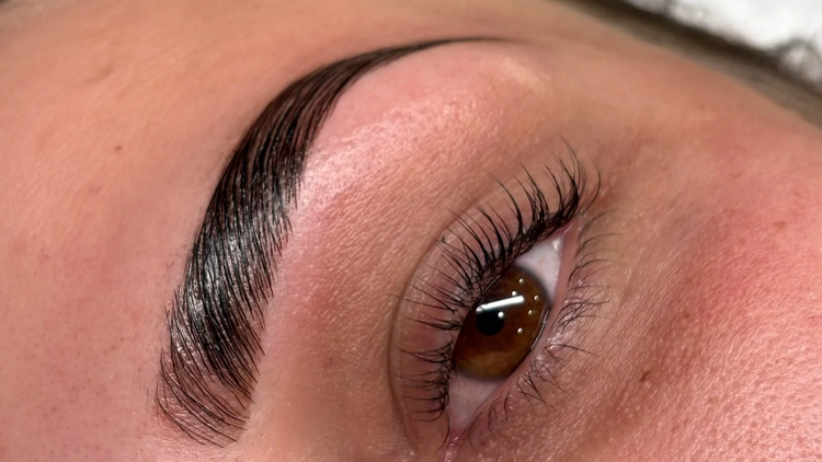 Brow lamination close-up