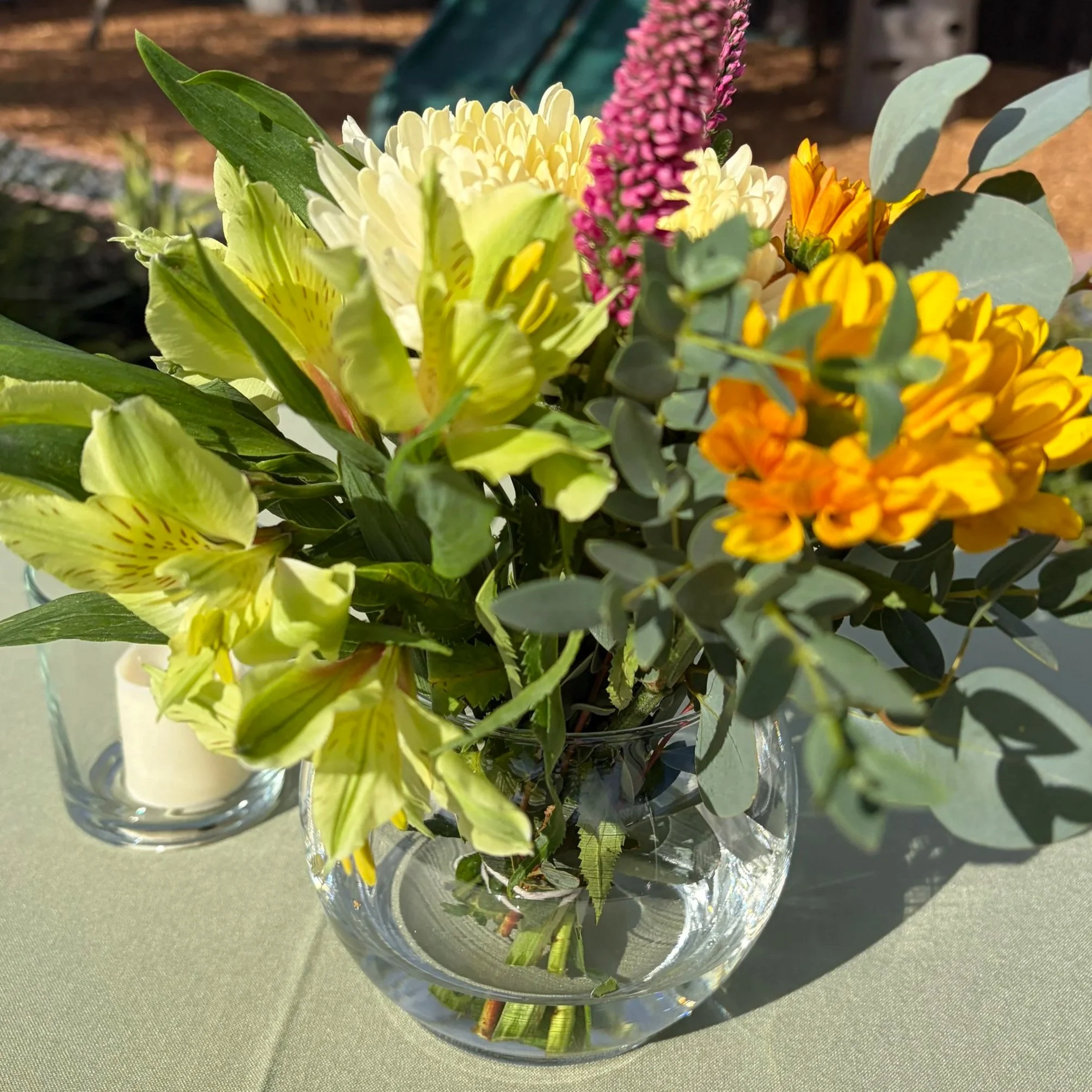 Clear_Glass_Vase_Product.jpg