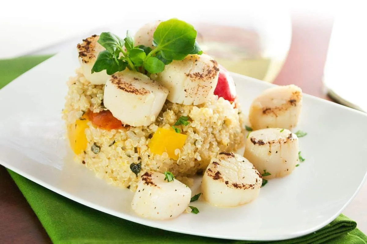 10-Ingredient Pan-seared Scallops with Citrus-Ginger Quinoa