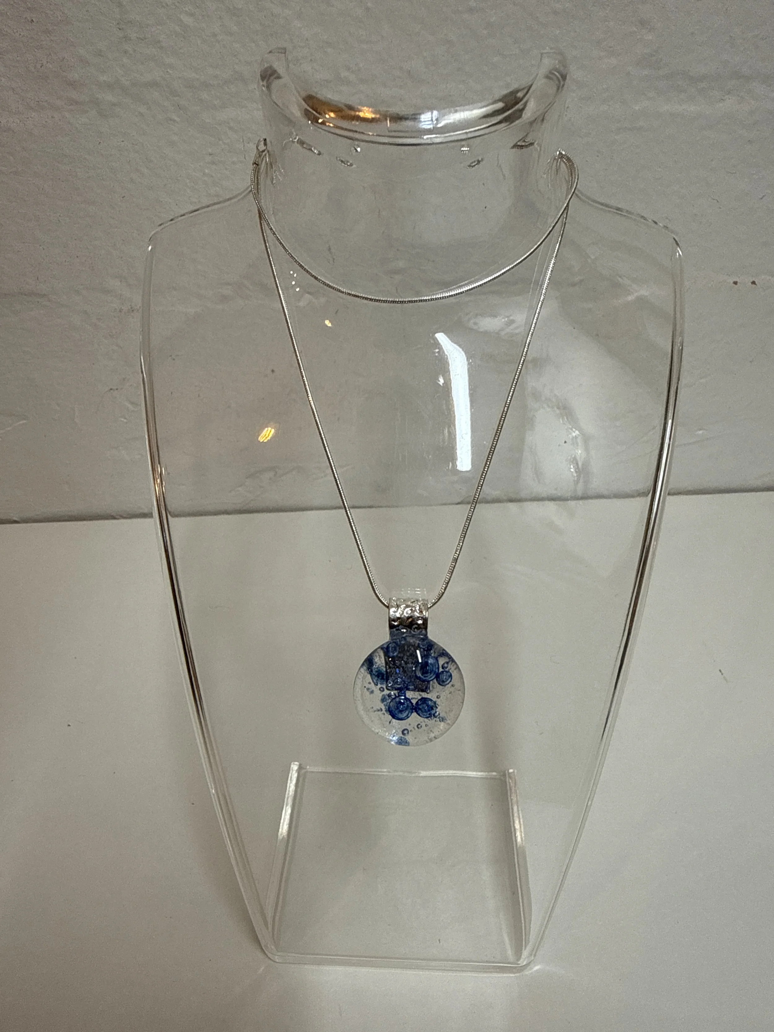 Artisan Pendant Blue bubble clear round