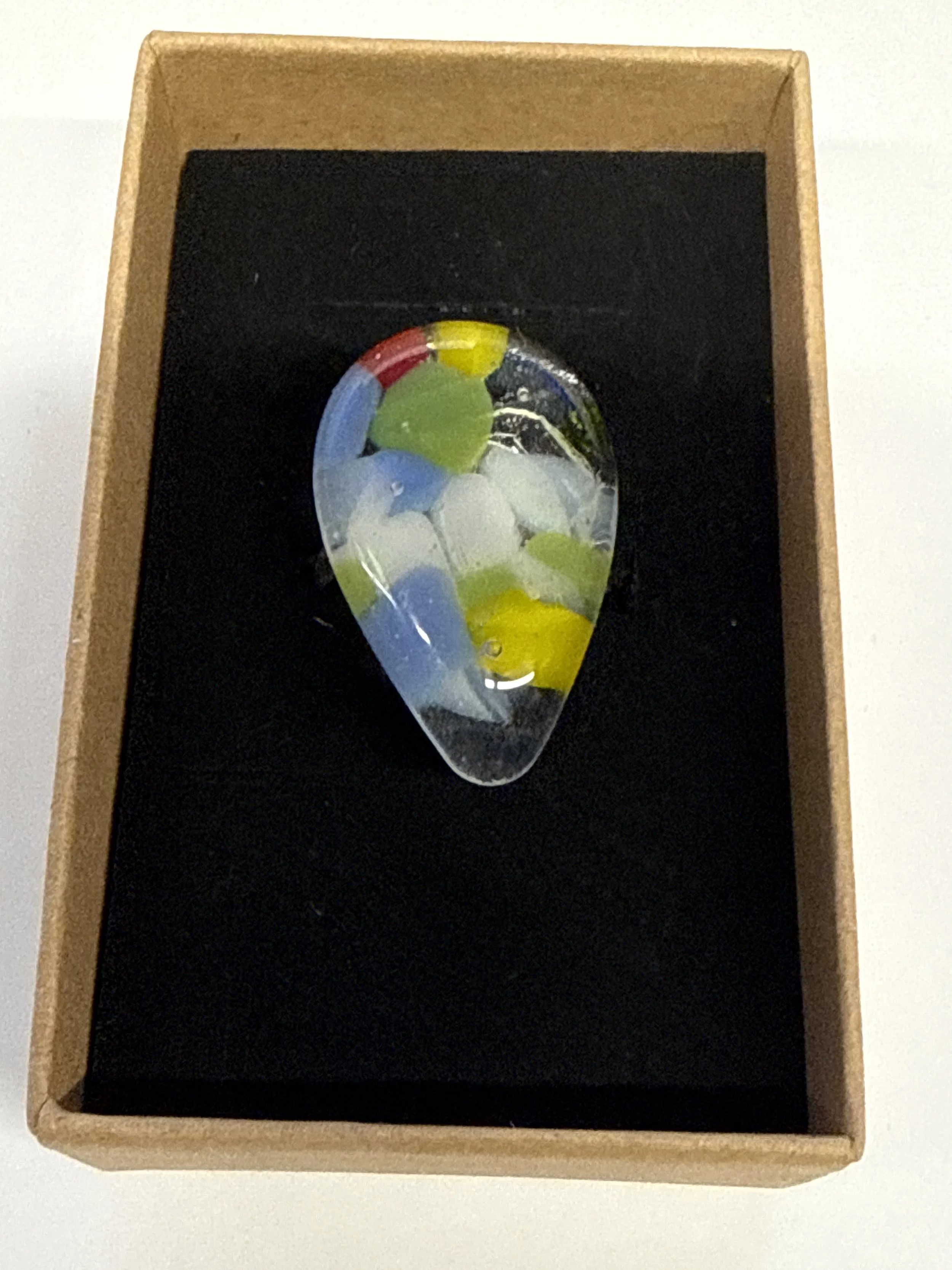 Teardrop shape rainbow flecks