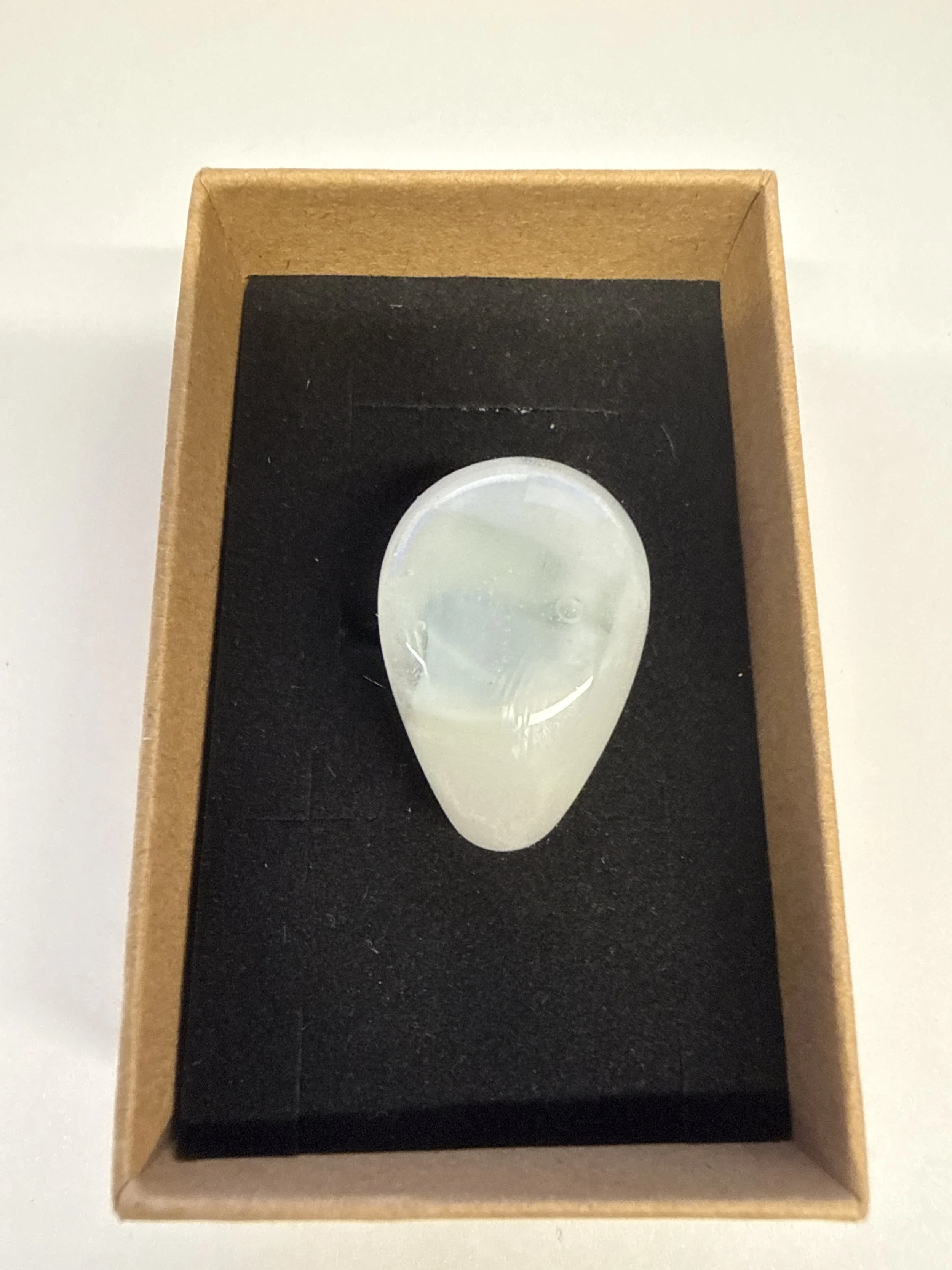 Teardrop shape clear and white